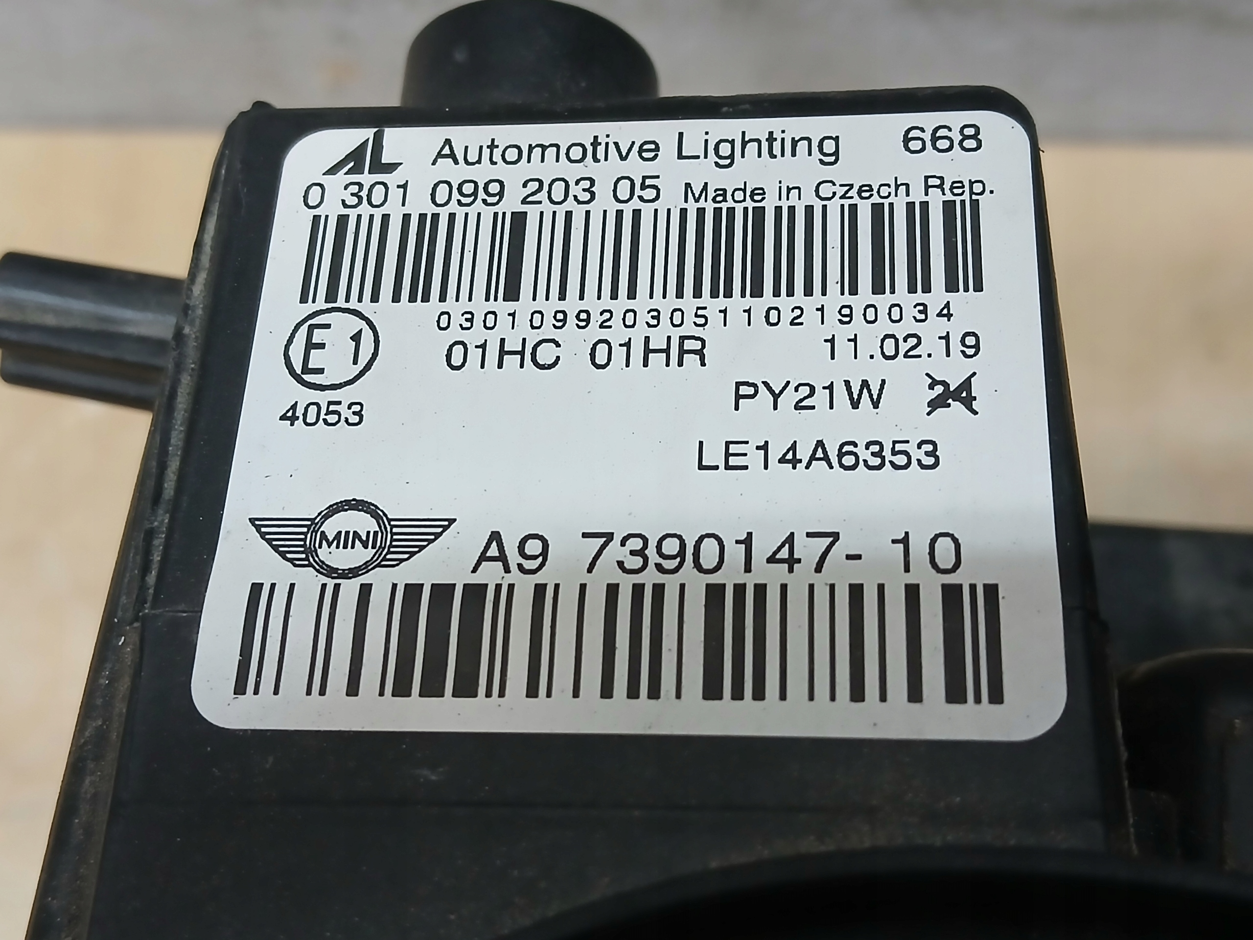 light front left MINI COOPER COUNTRYMAN F60 A9 7390147-10