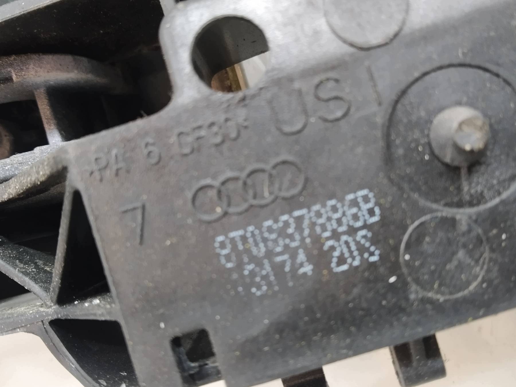 handle exterior left right front rear part LY9C 8T0837885B Audi A4 IV B8