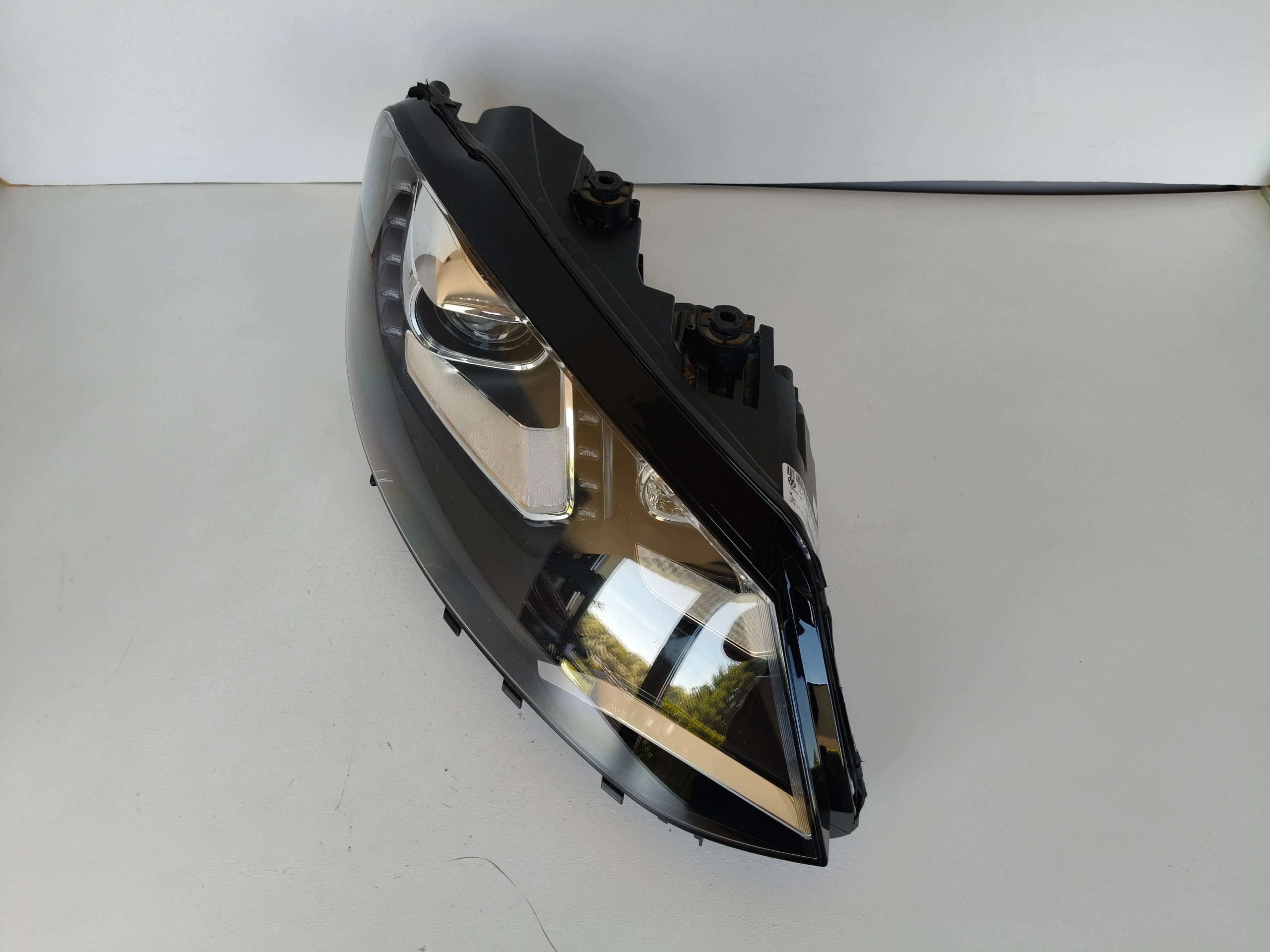 light right REFLEKTOR VW SHARAN 7N 7N0 10- XENON LED