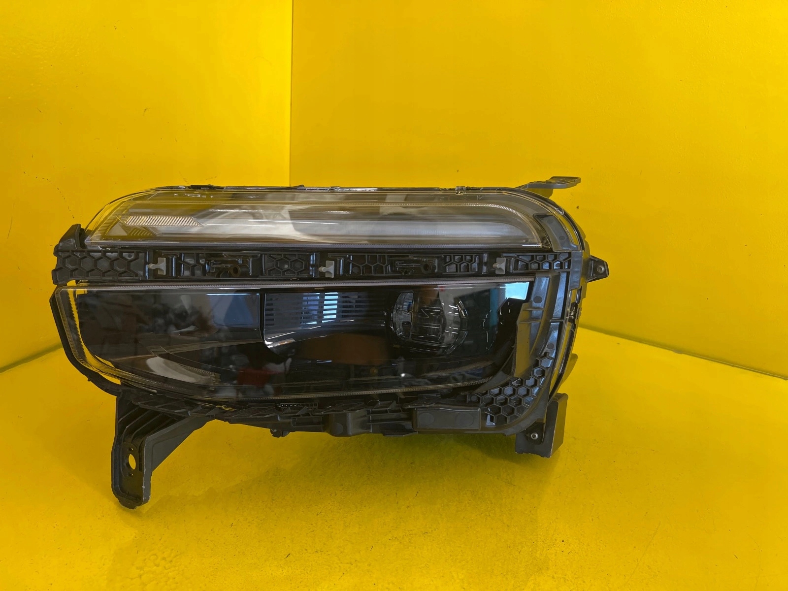 light left front JEEP AVENGER FULL LED 22