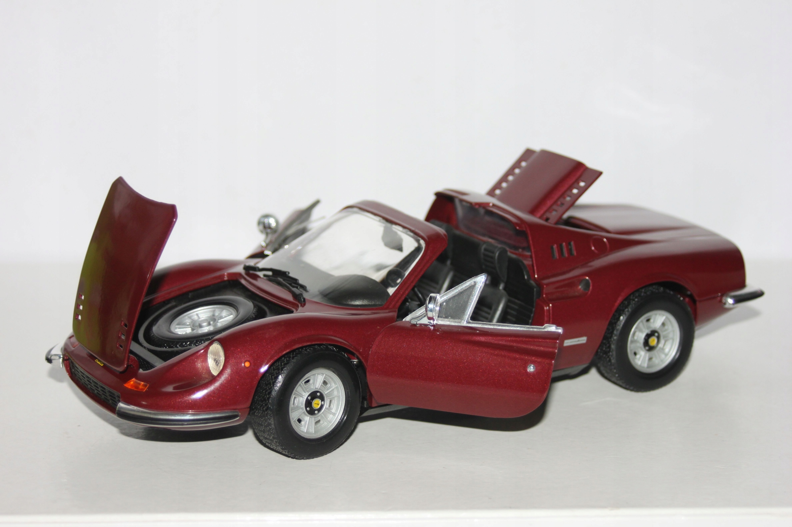 C フェラーリ Ferrari Dino 246 GTS ホットウィール 未開封 C フェラーリ Ferrari Dino 246 GTS ホットウィール 未開封の