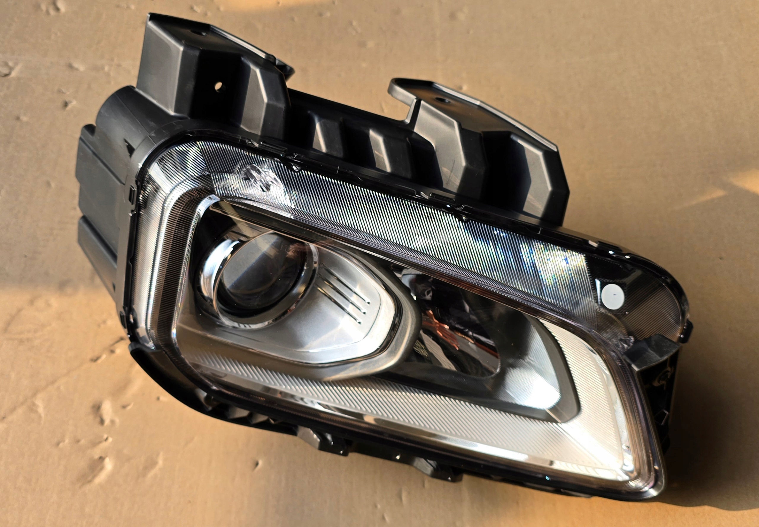 light front front right HYUNDAI KONA J9921-22020