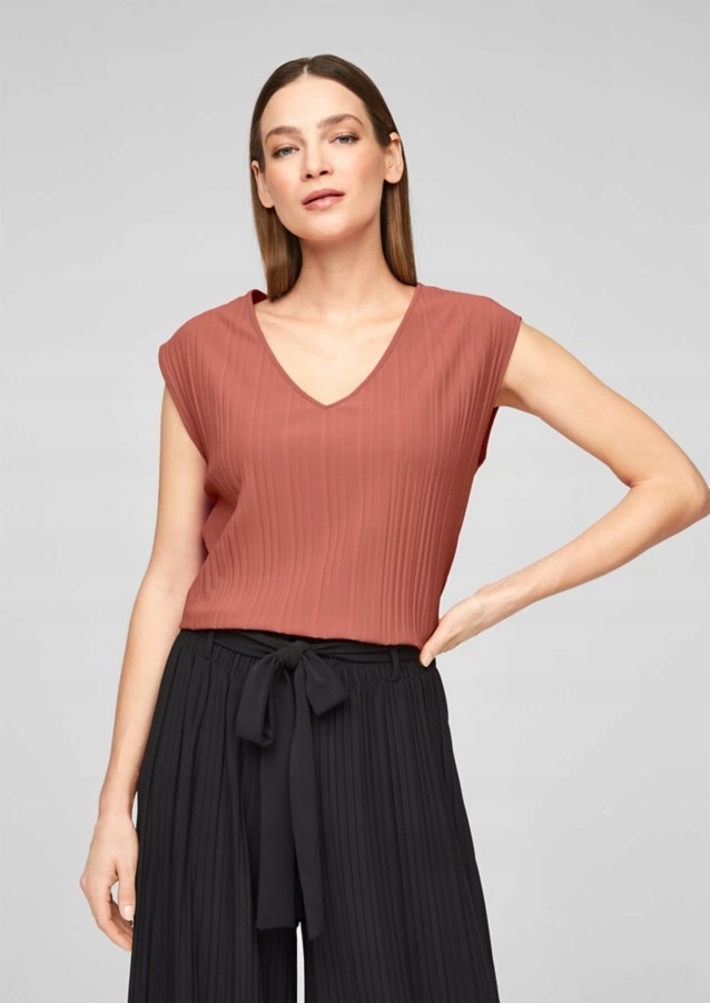 S.OLIVER PLISOVANÁ BLÚZKA V-NECK (50)