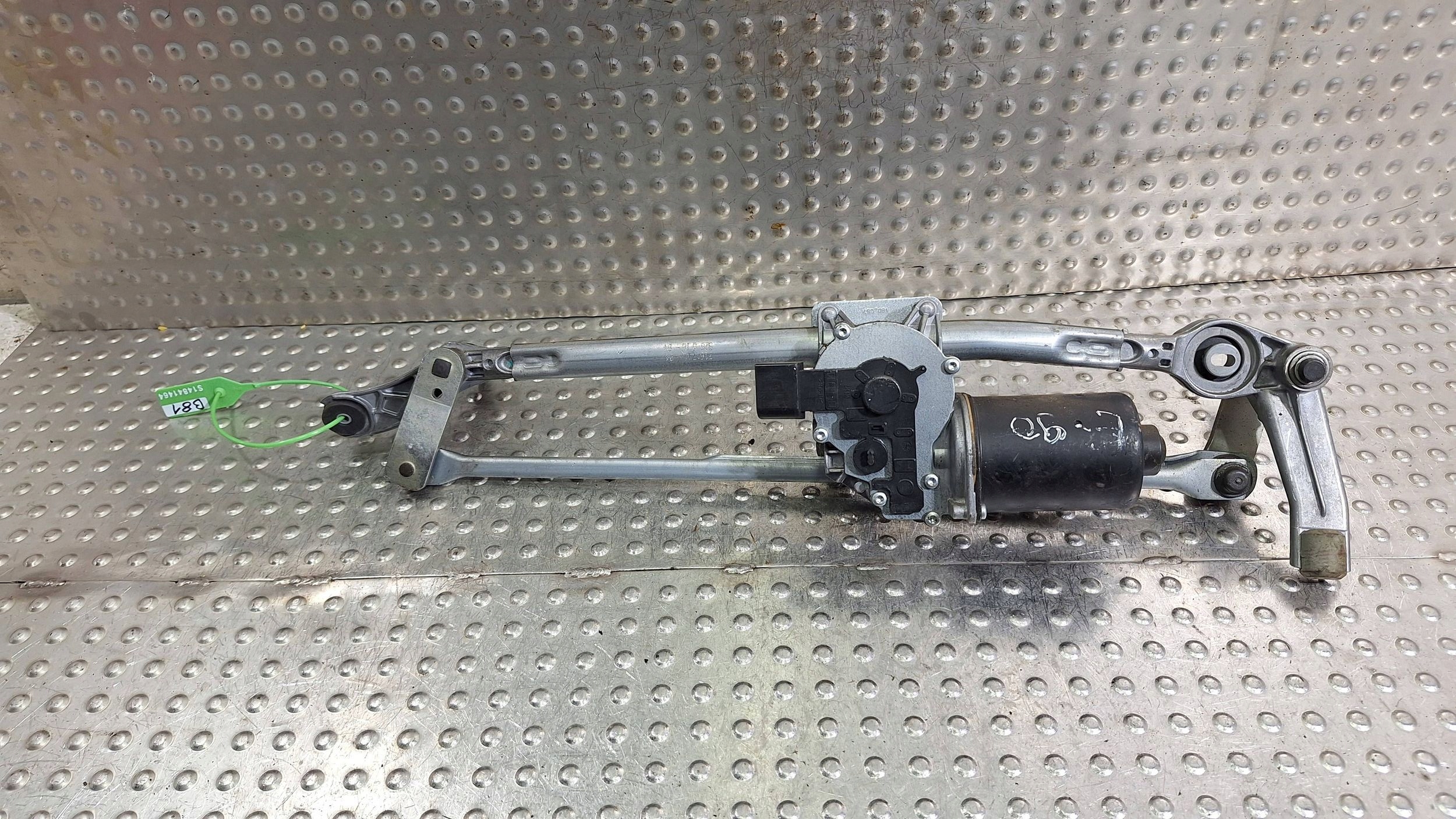 Gestänge Motor Wischer vorne 6978263 BMW 3 E90 E91 E92 E93 EUROPA