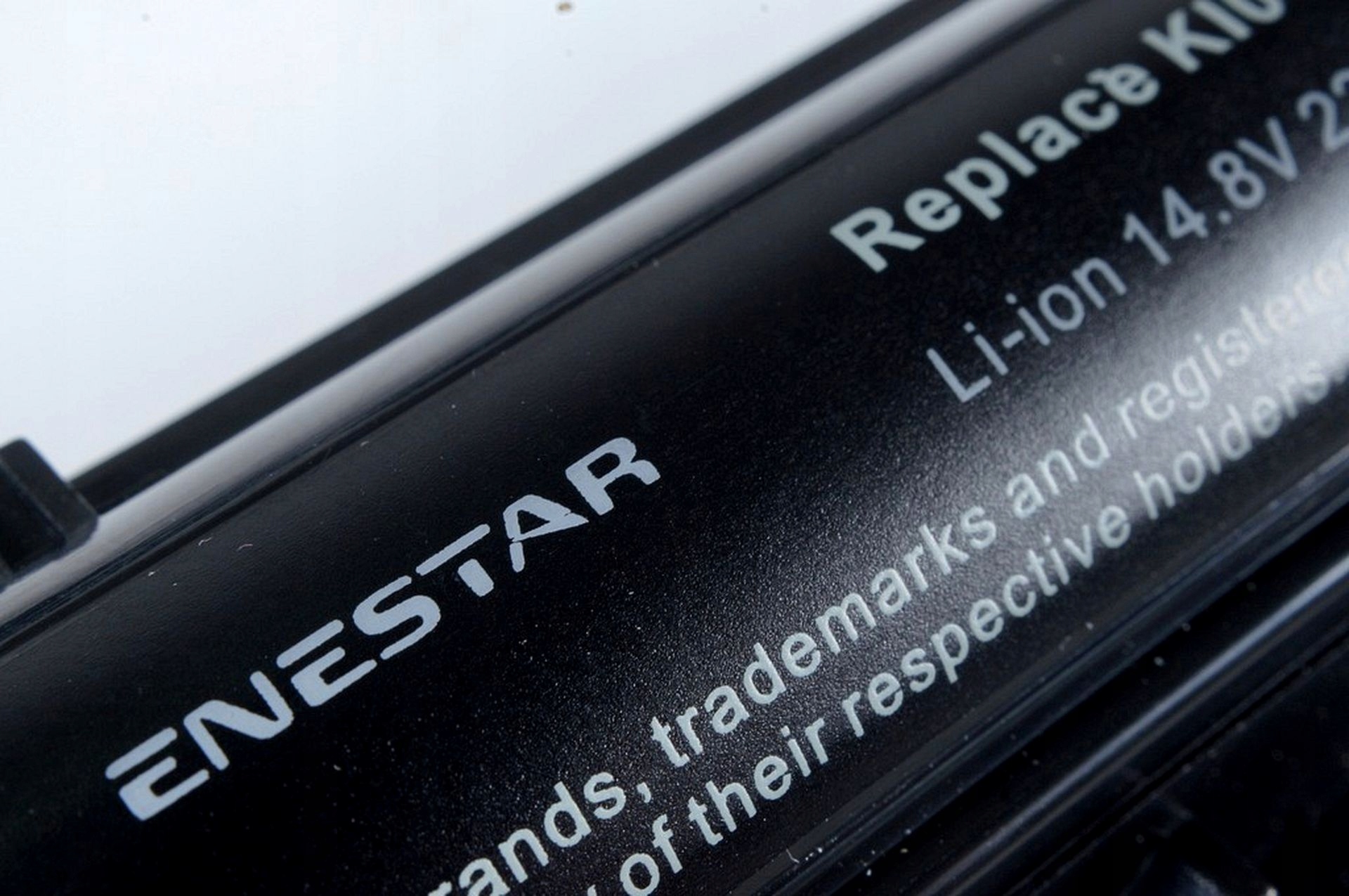 

Enestar bateria do Hp Pavilion 17-G001NA 17-G000