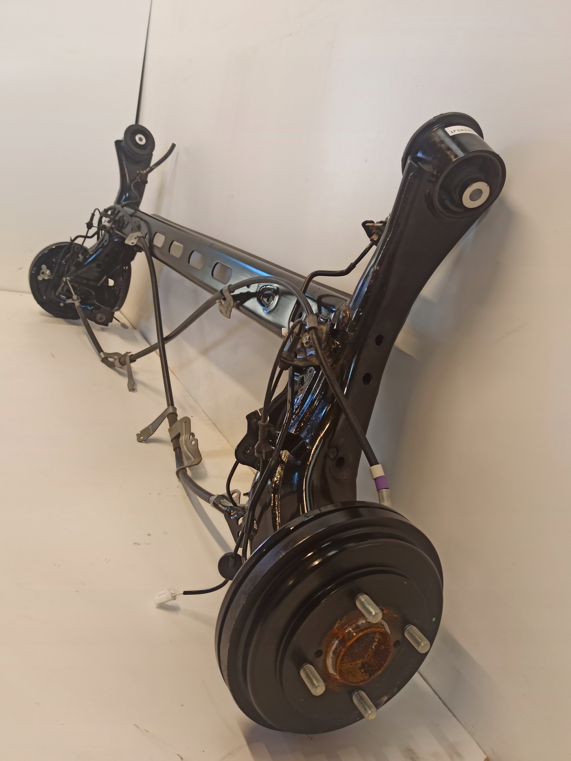 SUZUKI SWIFT VI MK8 BELKA OŚ TYŁ ZAWIESZENIE 1.2 kołyska tył 2020 swift