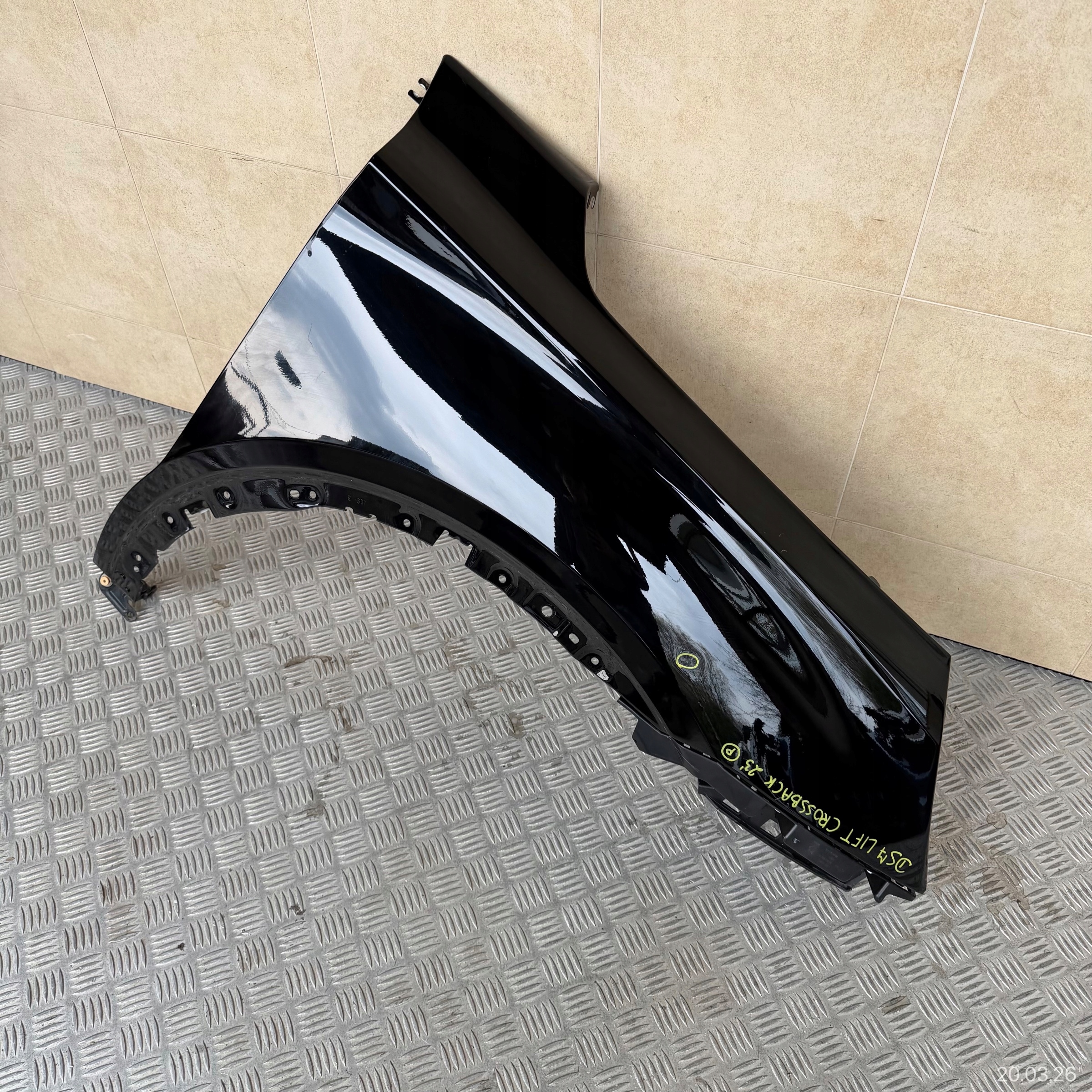 fender front right CITROEN DS7 LIFT CROSSBACK 2024 ROK