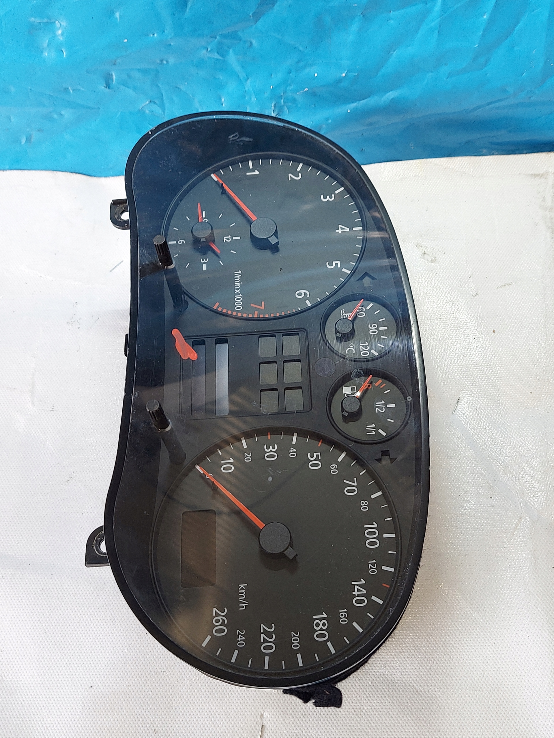 dials clock A3 8L 1.6 B 8L0919860E