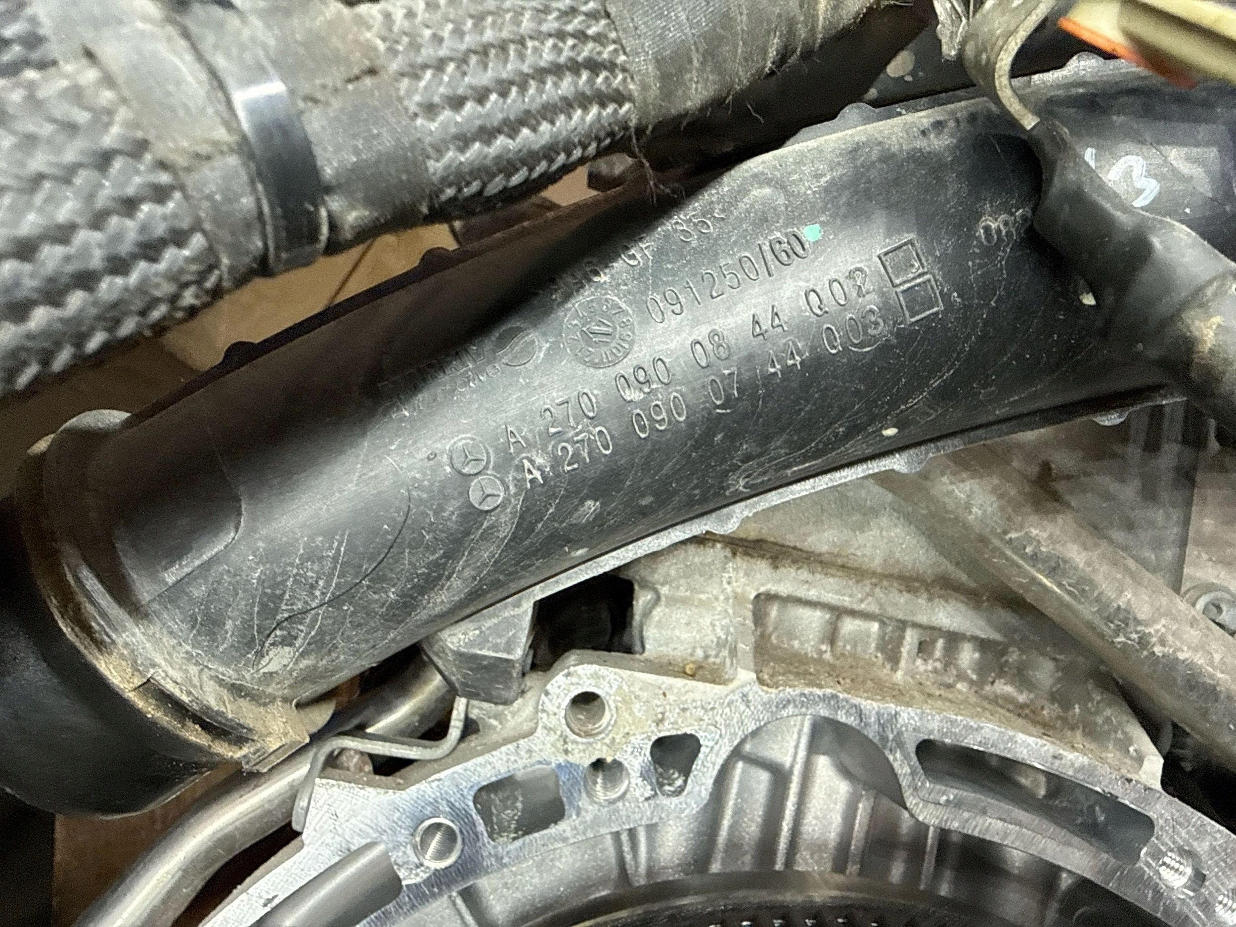 Двигатель INFINITI QX30 270920