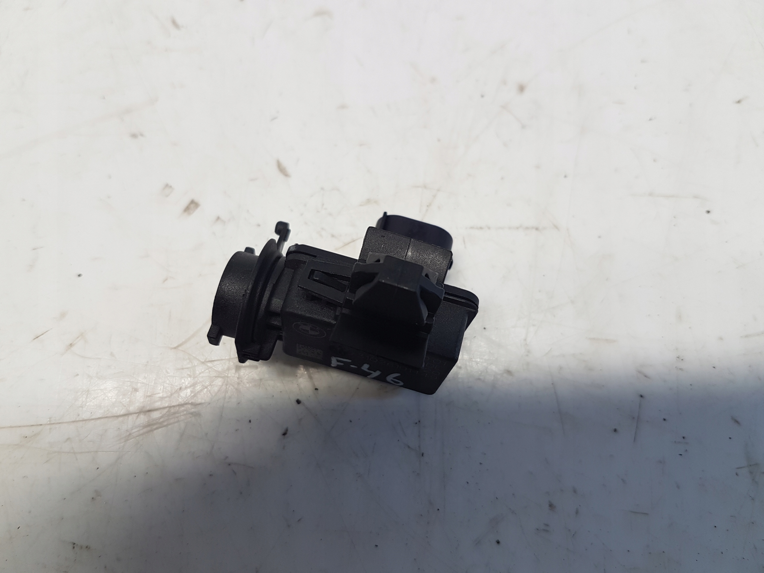 BMW 2 F45 F46 Sensor jakosci luft 6833650