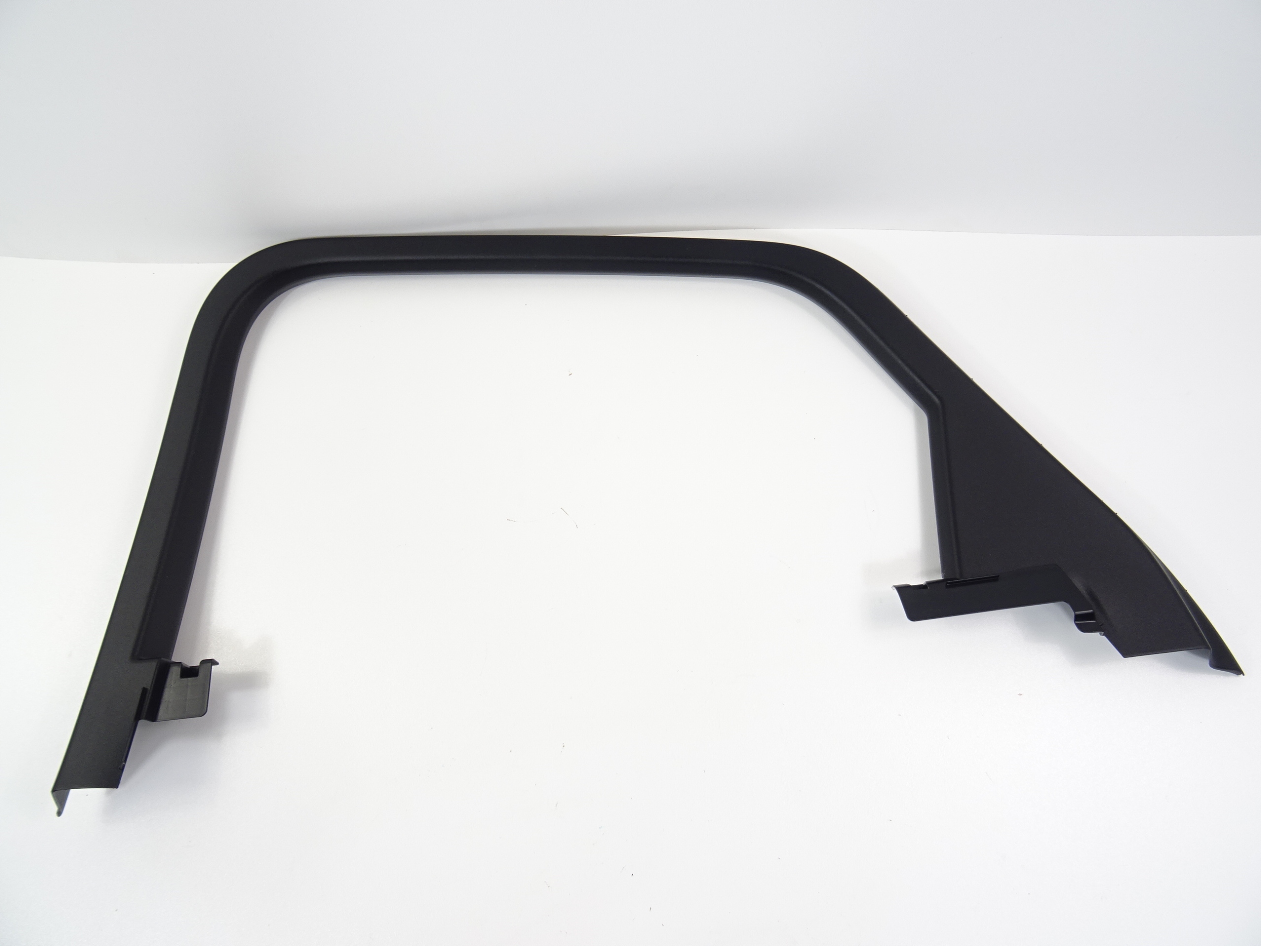 Audi Q33a ЗАХИСТ УЩІЛЬНЮВАЧІ ДВЕРІ ЗАД. PRAWA3f867672