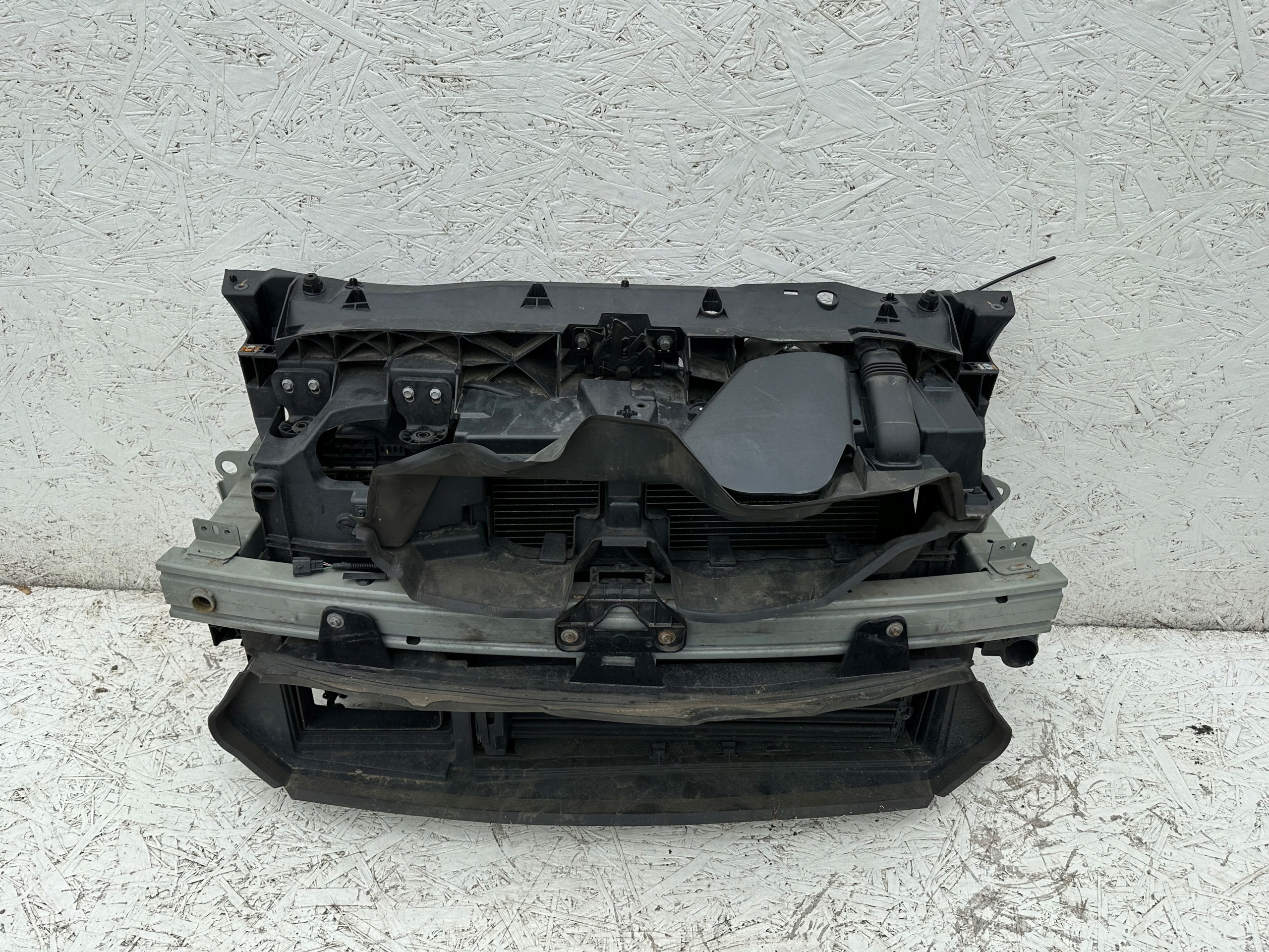 SCENIC IV PAS PRZEDNI 1,6 dci CHŁODNICE