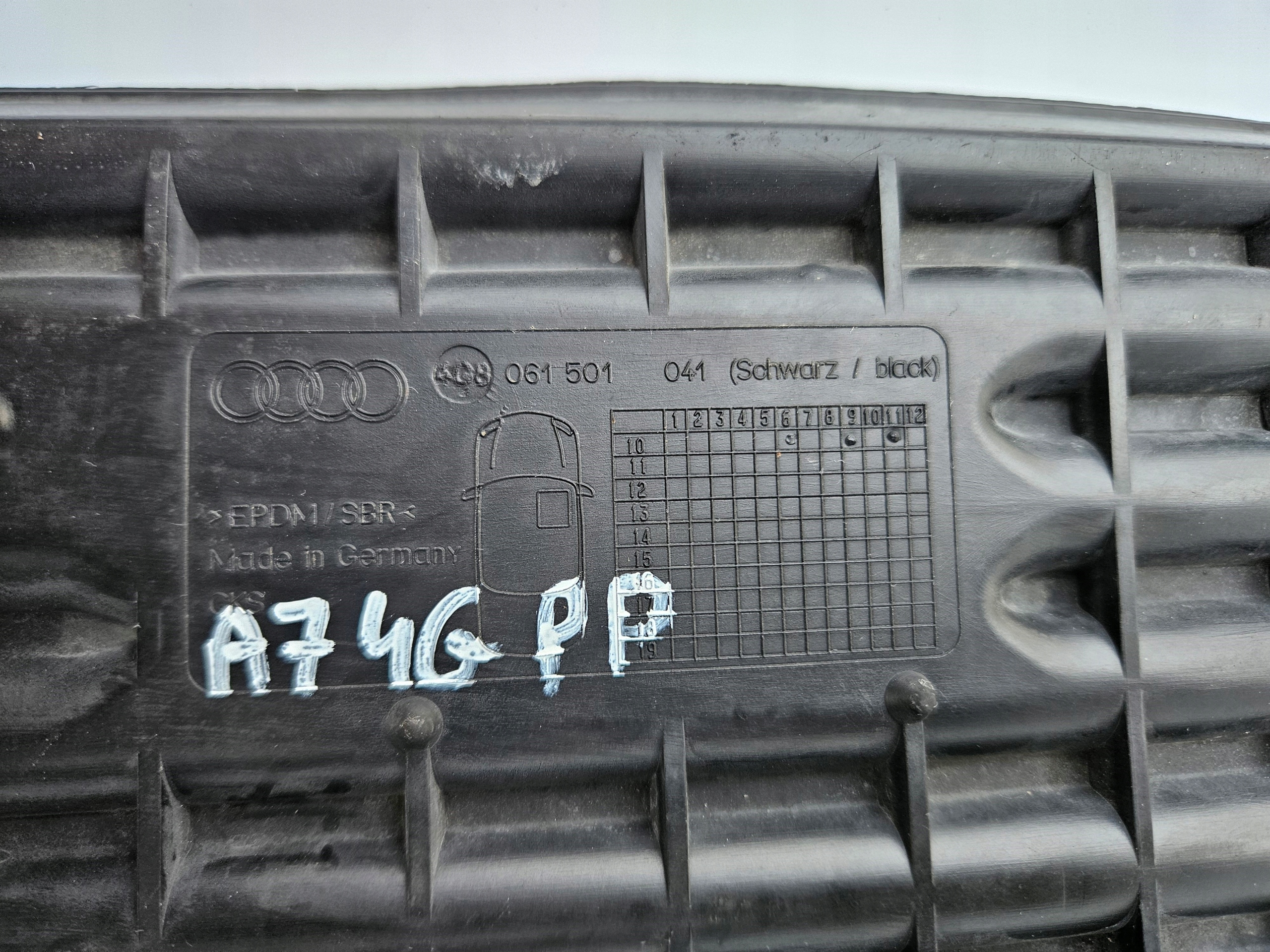 mat rubber right front of the passenger AUDI A7 C7 4G ORI