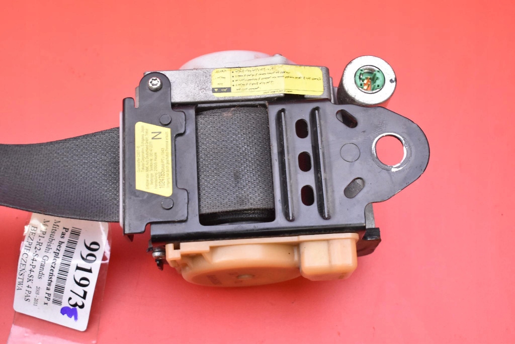 seat belt right front EU TK-AF2-N700 MITSUBISHI GRANDIS 03-11