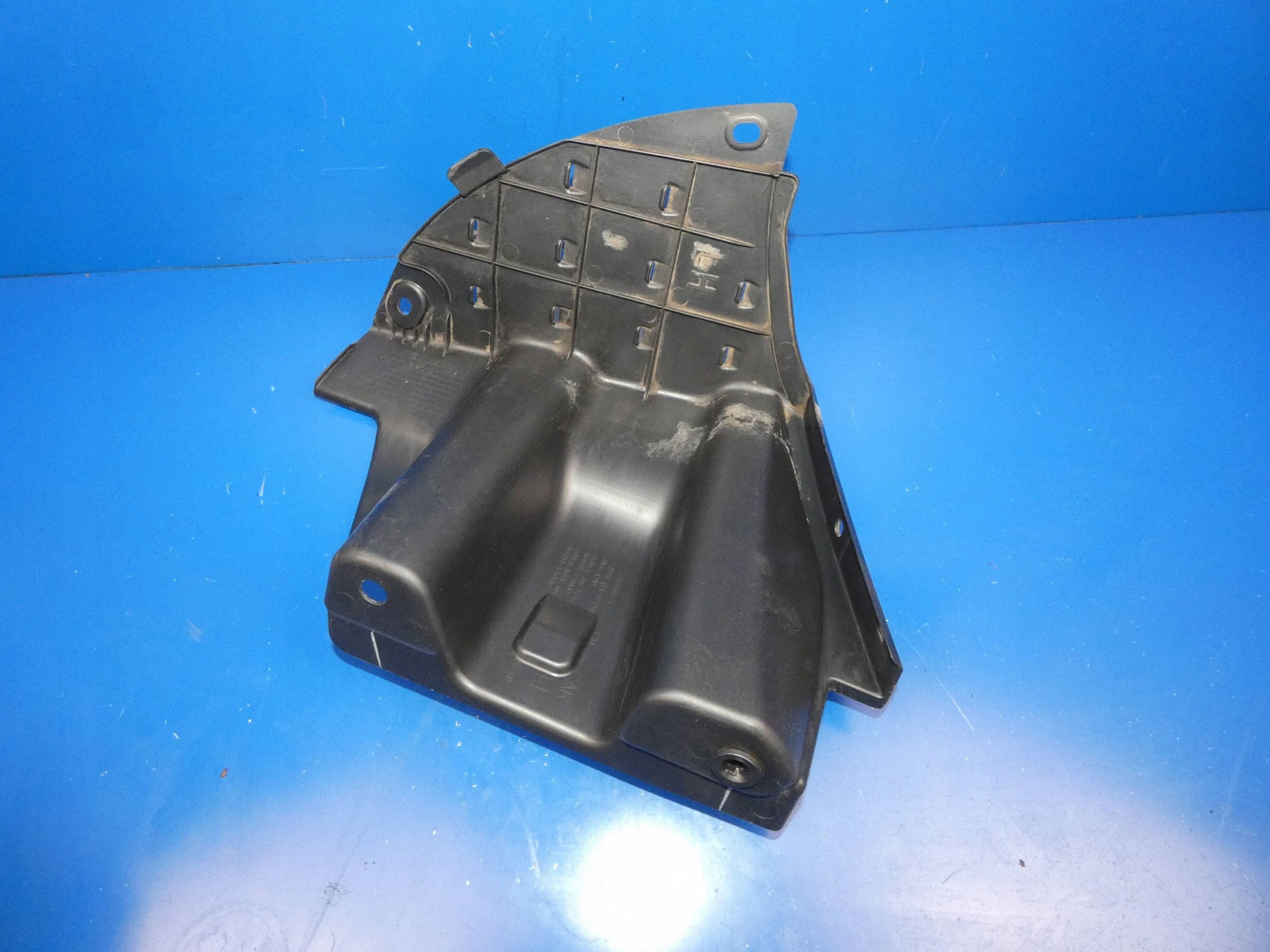 KIA SPORTAGE IV 2016- cover chassis NADKOLA left front