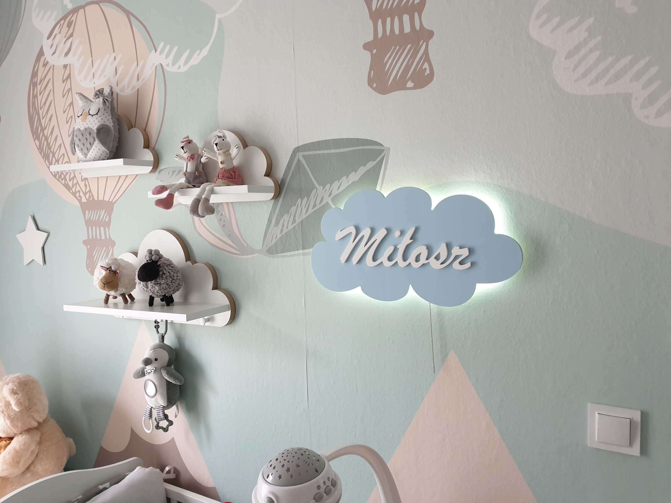 Lampka nocna chmurka z imieniem LED na baterie do pokoju dziecka dzieci Marka Moliland