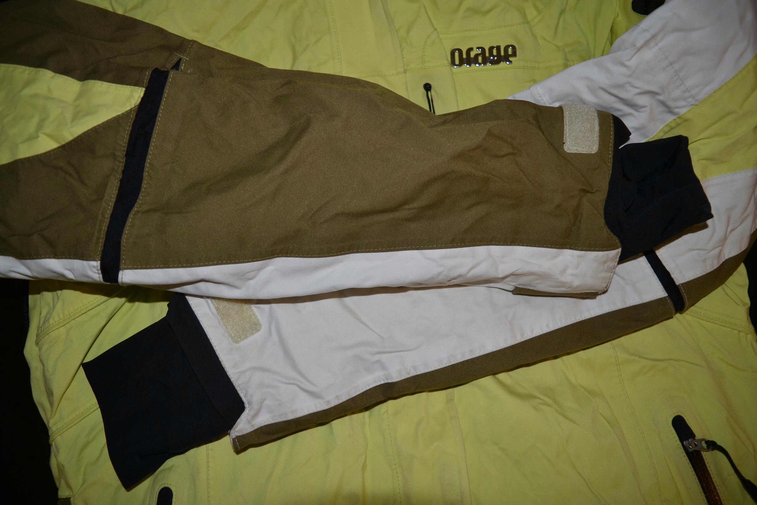 ORAGE DAMSKA KURTKA NARCIARSKA ZIMOWA OCIEPLANA NA NARTY SNOWBOARD L 40 Płeć kobieta