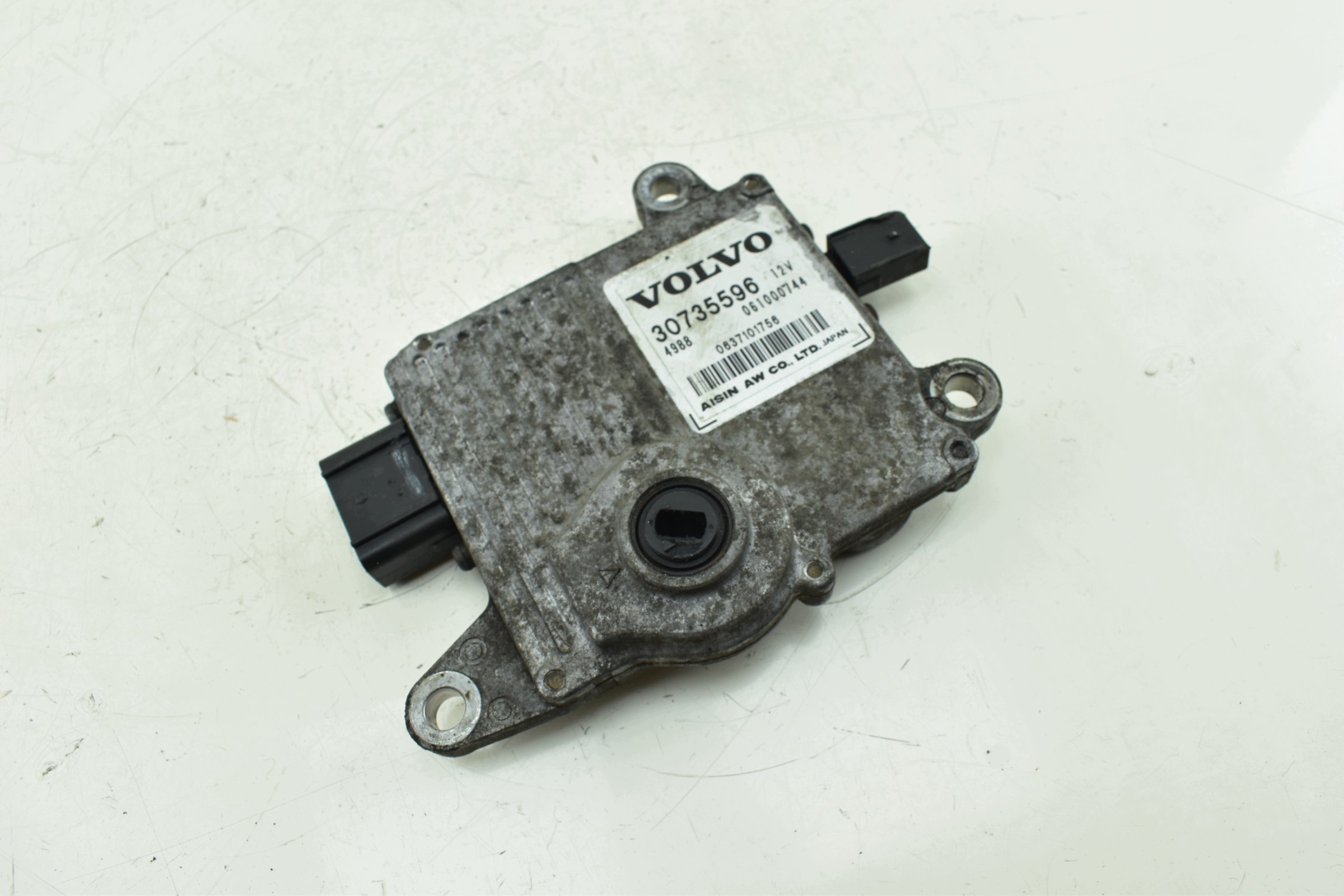 control unit module gearboxes VOLVO C30 and S40 II V50 C70 II 2.4 D5 30735596