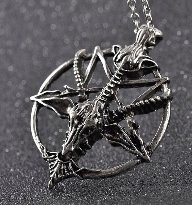 Wisiorek PENTAGRAM BEHEMOT Viking Głowa Kozy Y2K