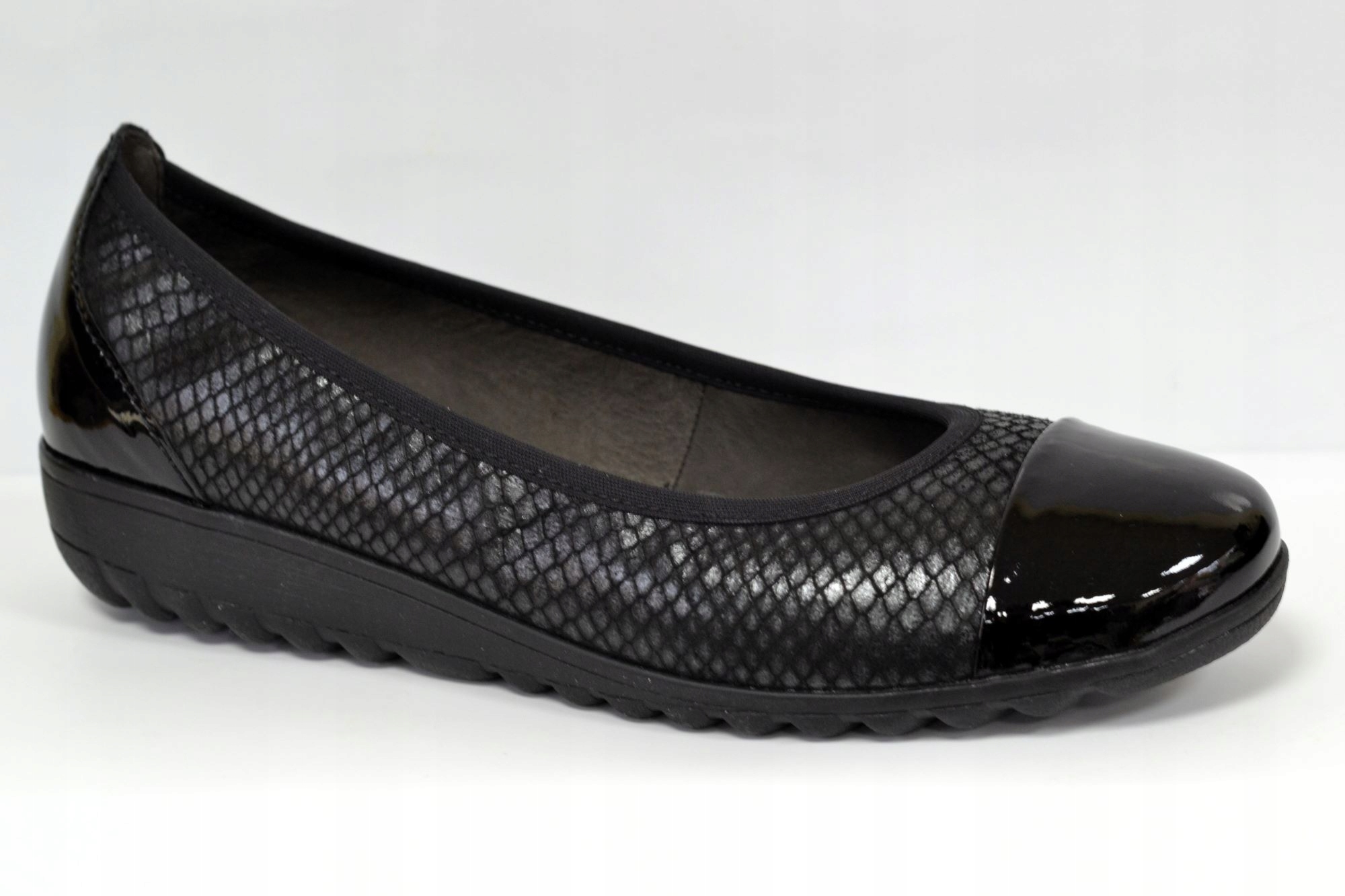 Caprice 22103-41 Baletky Černé S Hrebenem S Plazím Tyčinkou Vel. 37