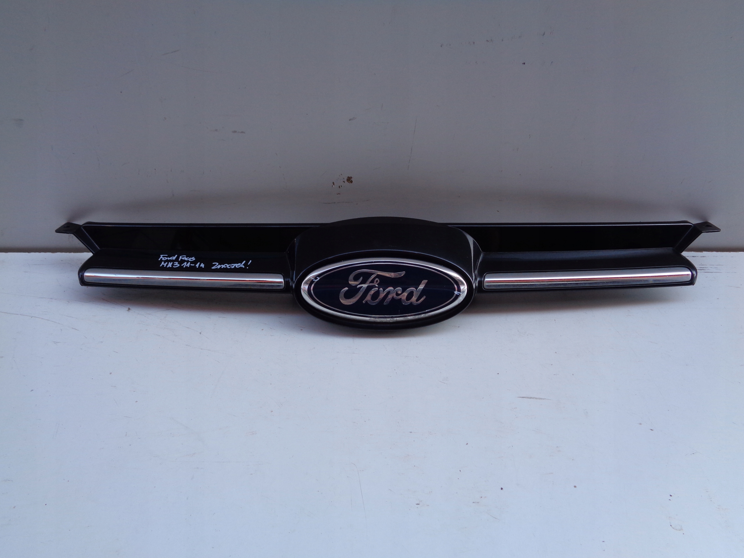 front PREKLADgrill FORD FOCUS MK3 11-14