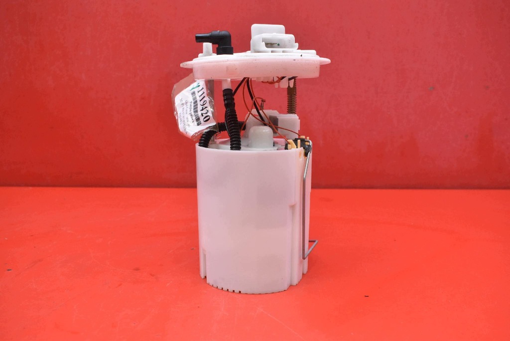 pump feed pump 13436579 OPEL CORSA E 1.4 16V 90 KM 14-20