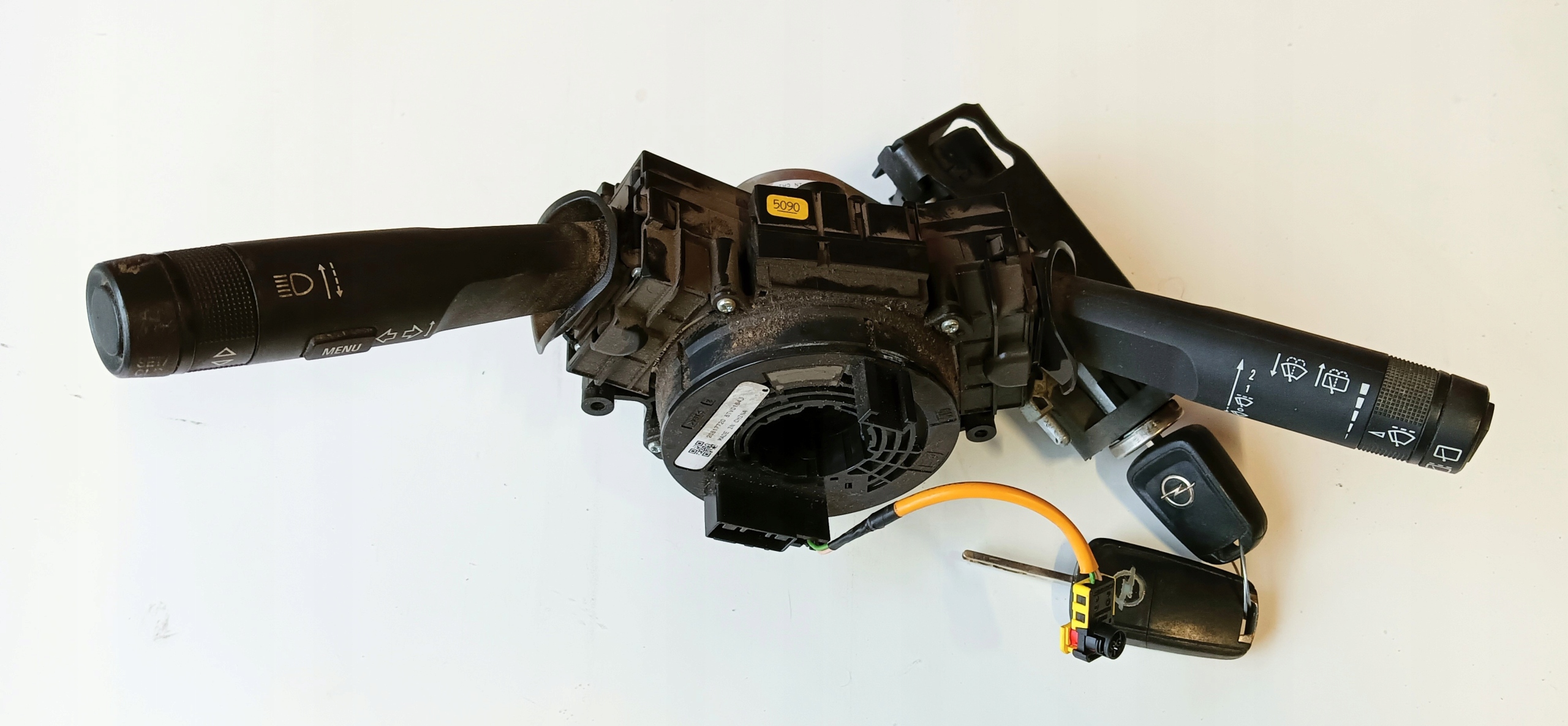 steering wheel levers and controls ignition opel Zafira c