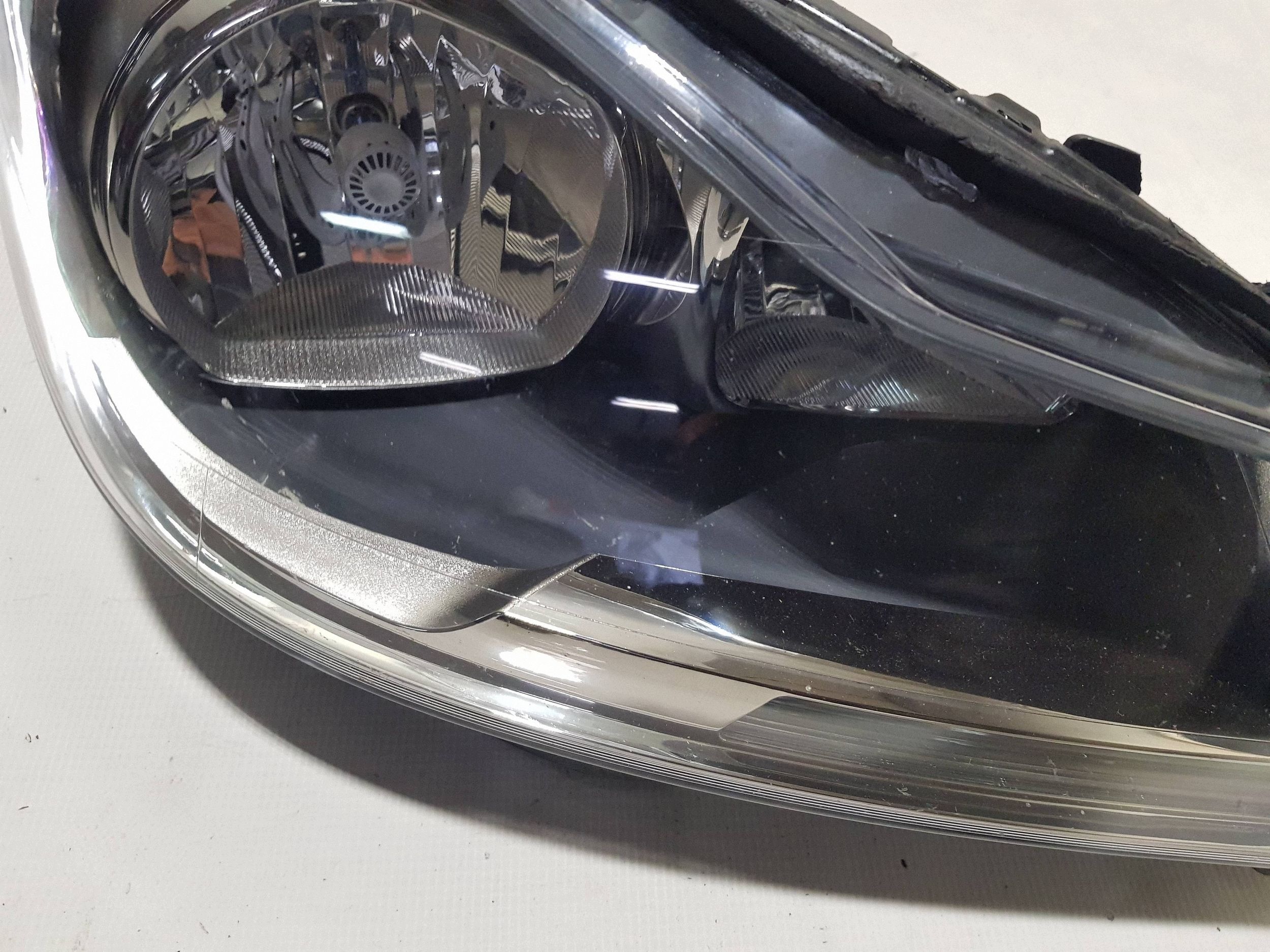 light front front right Mercedes C W204 LIFT ANGLIK 2048209659