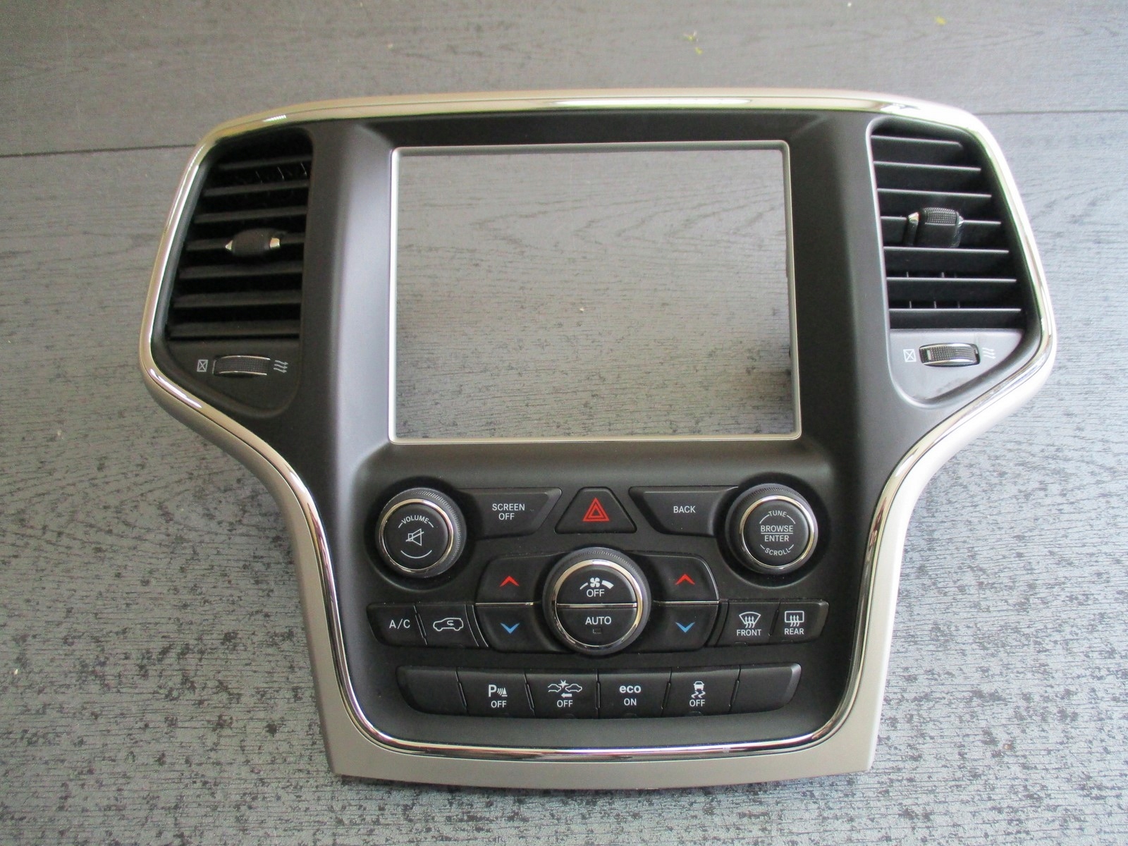 Панель кондиционера Jeep Grand Cherokee P05091850AF