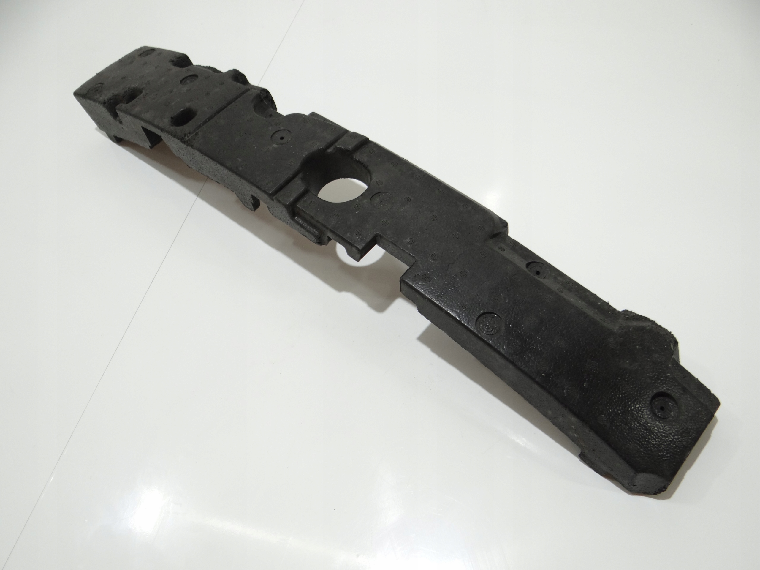 ABSORBER nárazníku levý předek BMW E60 E61 7178081 (4822551)