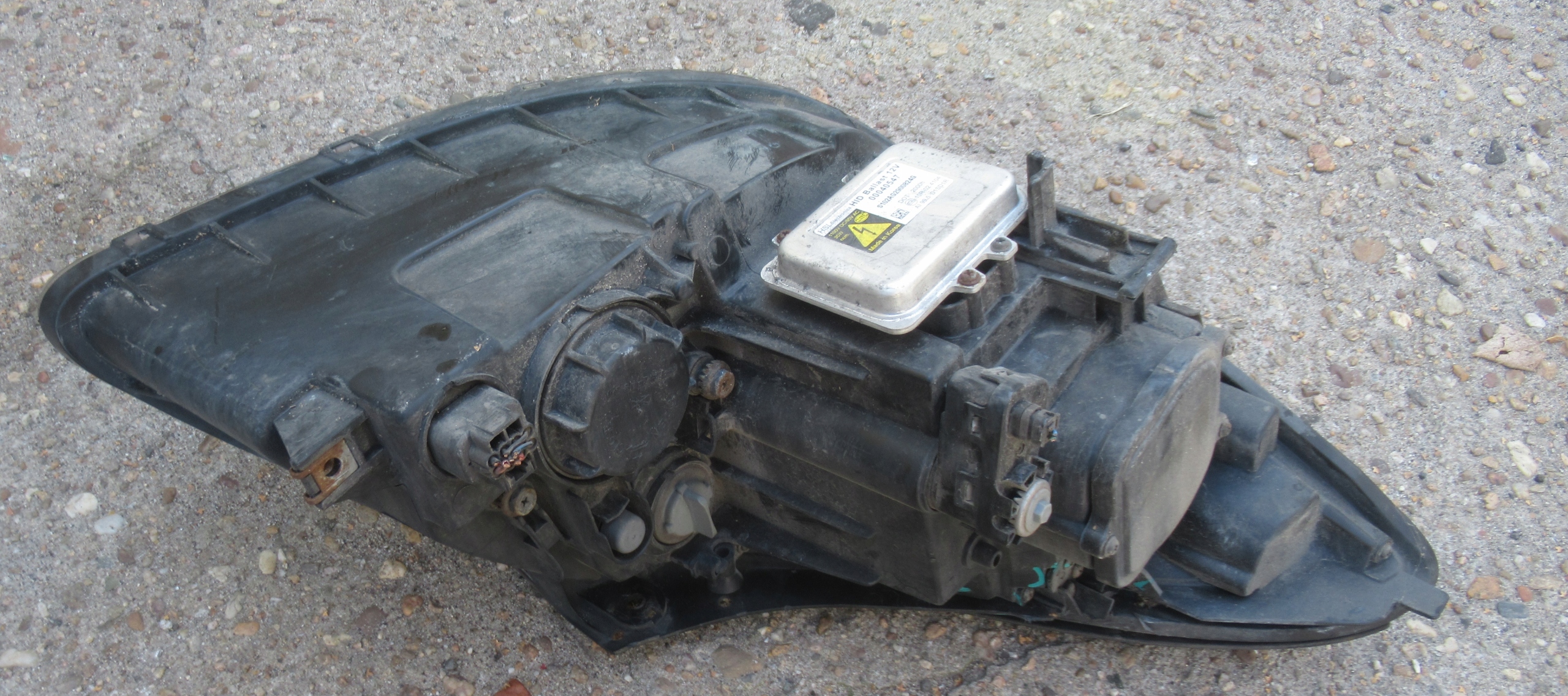 HYUNDAI IX55 10RLAMPA left front XENON KPL EUROPA