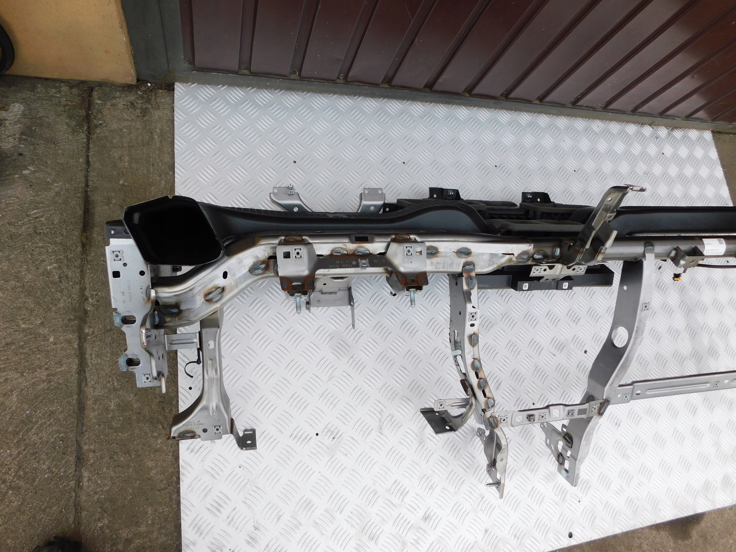 FORD KUGA MK3 Support du tableau de bord Europa