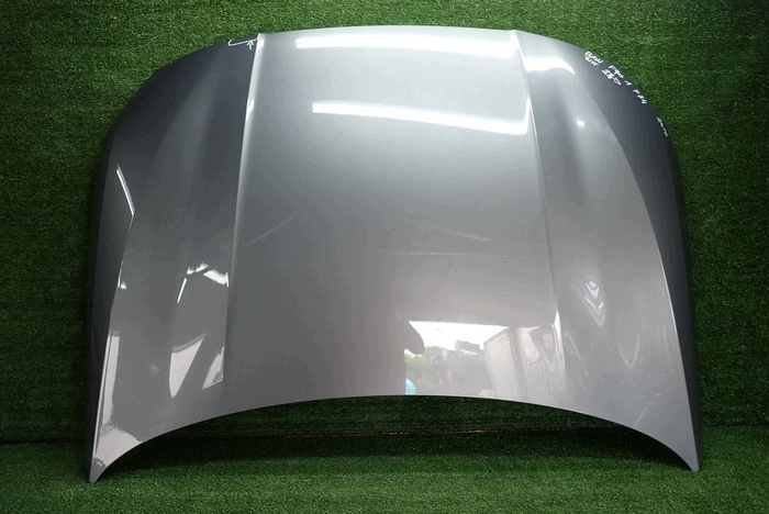 BMW F70 F74 24- cofano