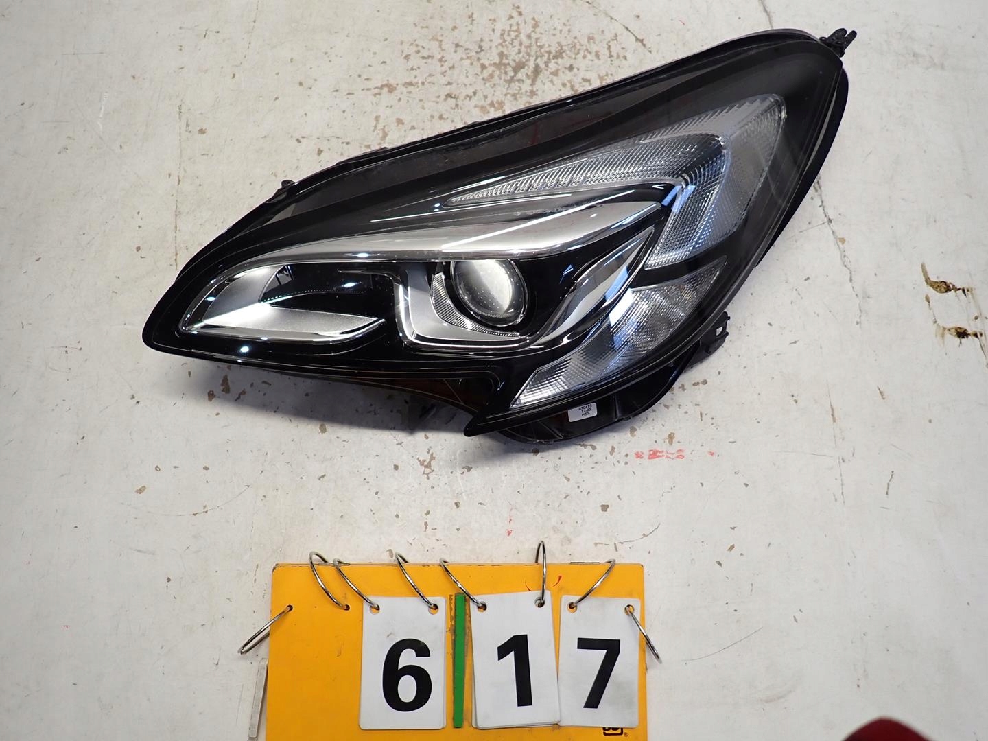 light front front left OPEL CORSA E 2014- XENON 13381347