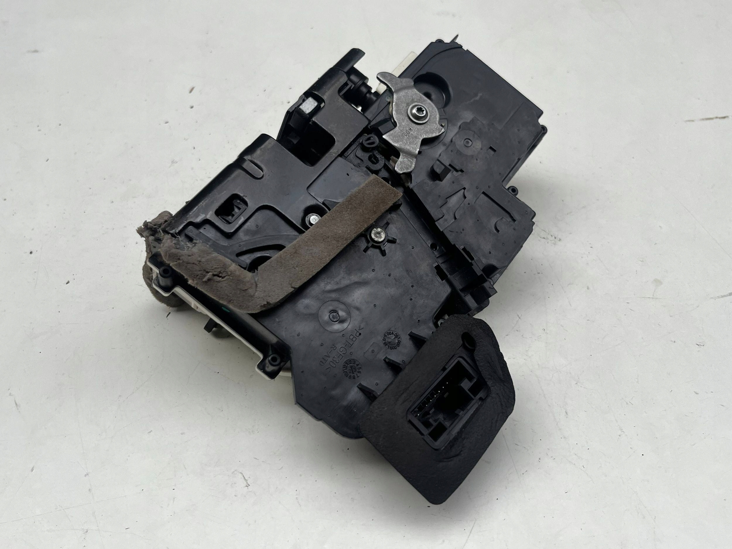 lock door tylnych right side Audi A6 S6 C8 4K 970