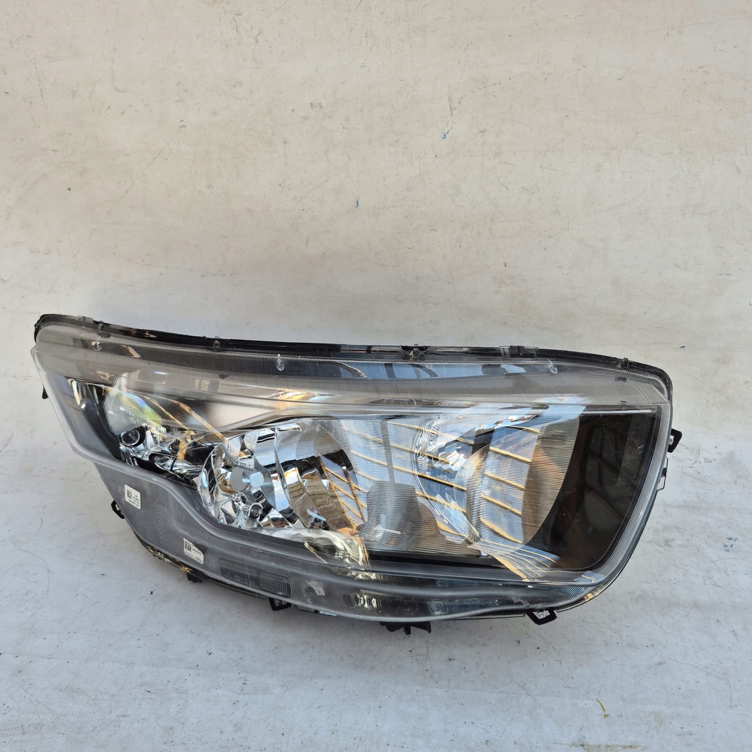 IVECO DAILY IV 4 14-> light front front right