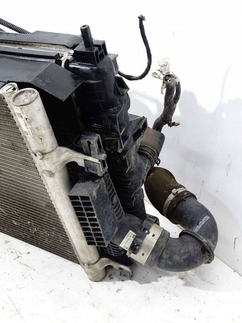 chladiče ventilátor KOMPLET OPEL INSIGNIA A 16470893