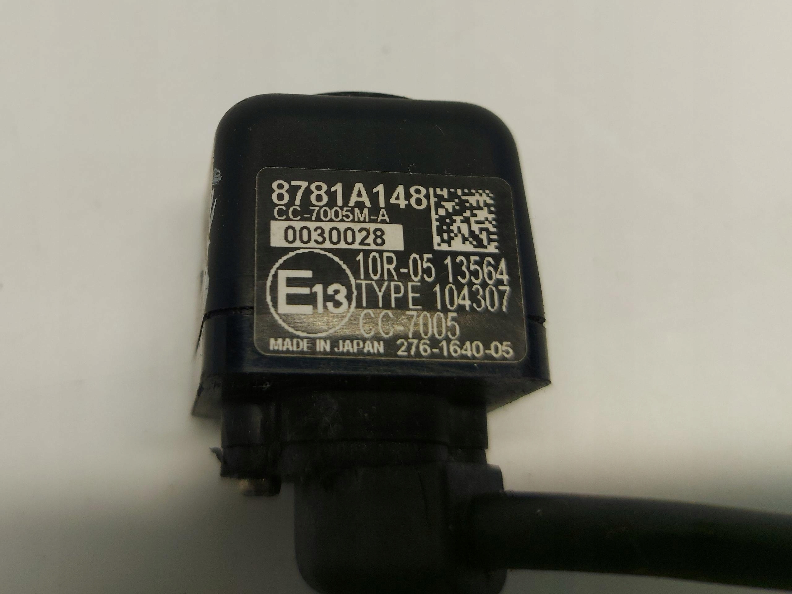 Mitsubishi Outlander III kamera front front oryg 8781a148