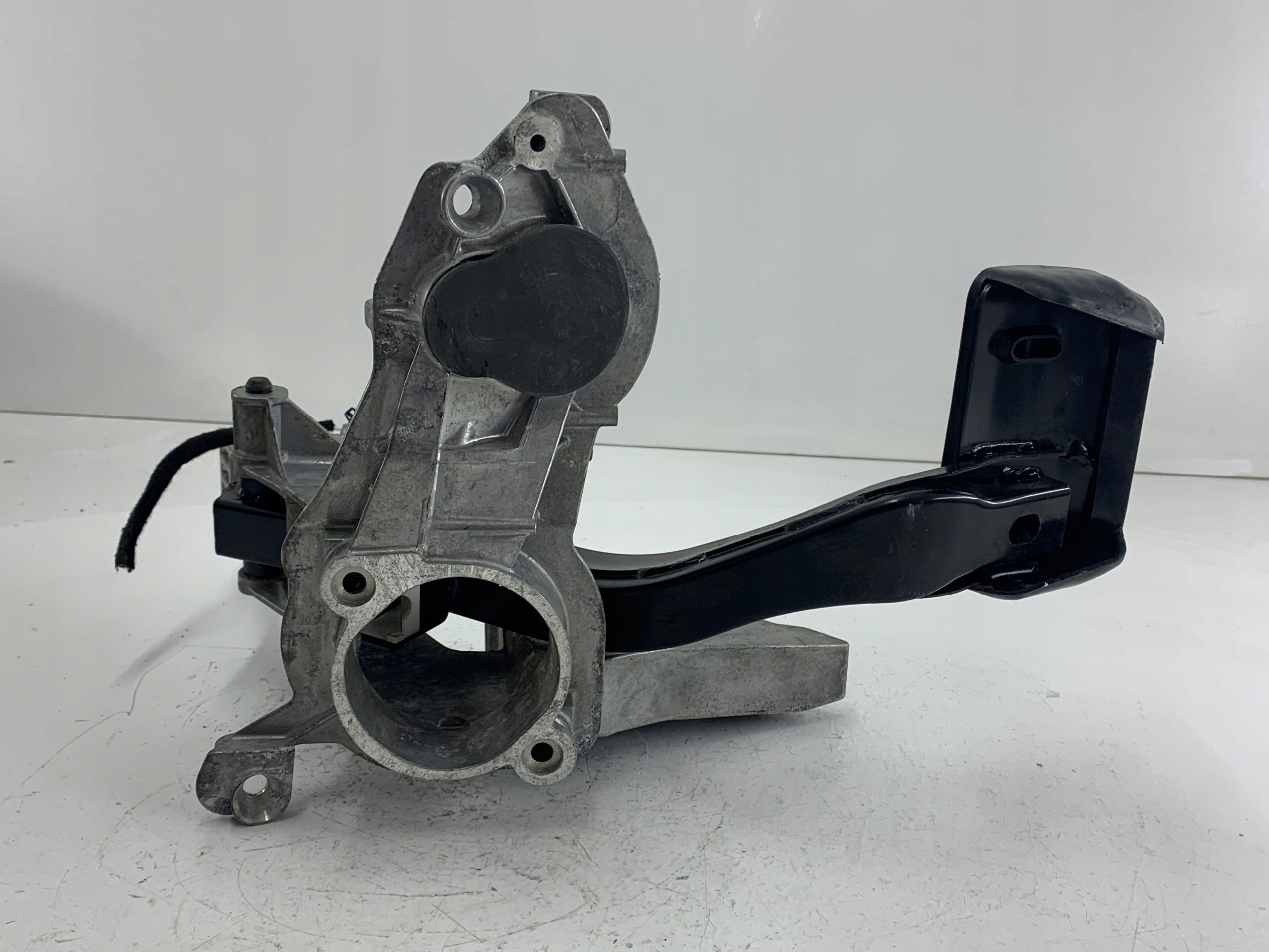 Audi A6 C6 педаль тормоза 4F1723117B