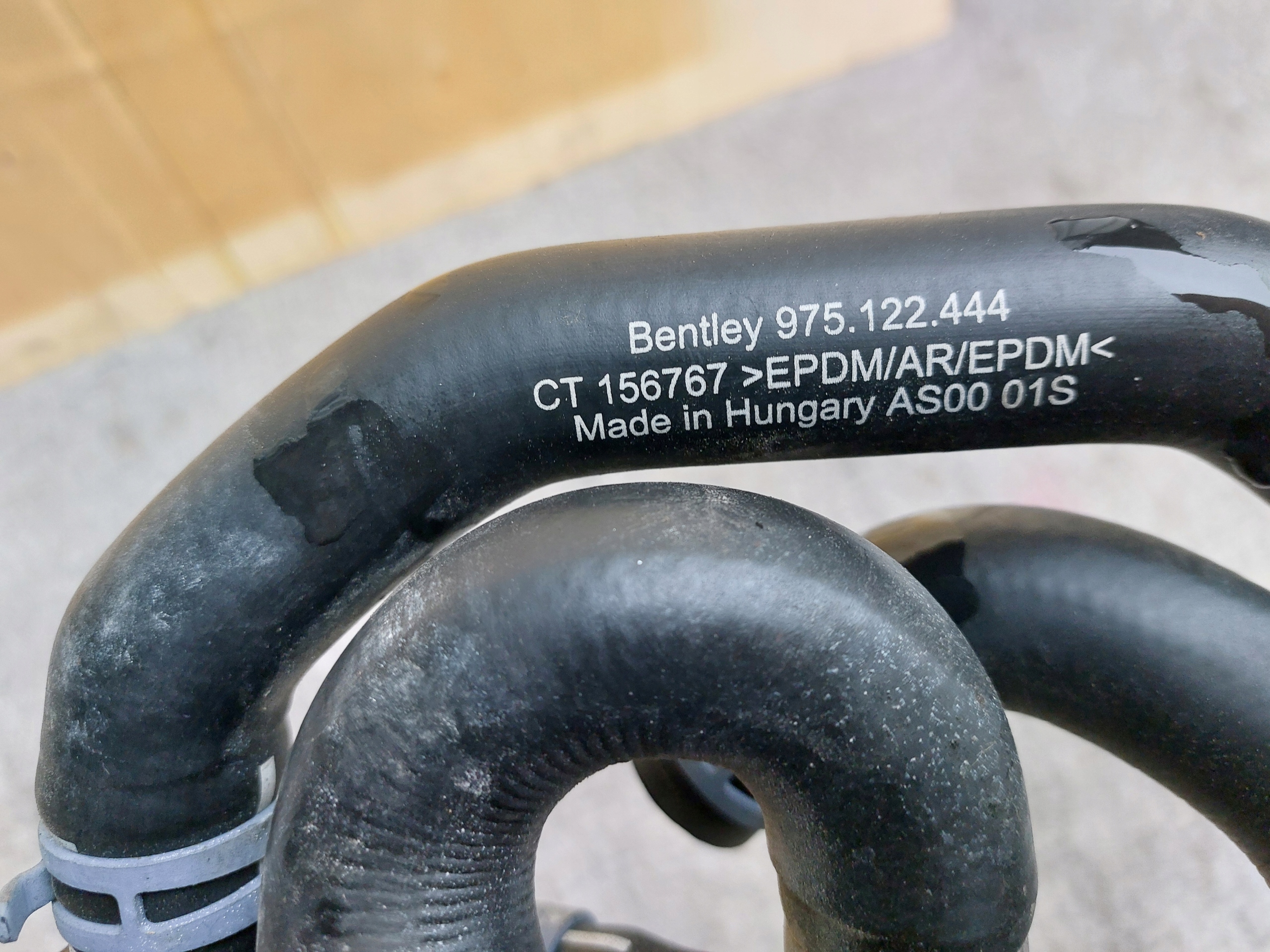 pumpa vode dodatna BENTLEY CONTINENTAL GT 6.0 W12 22r