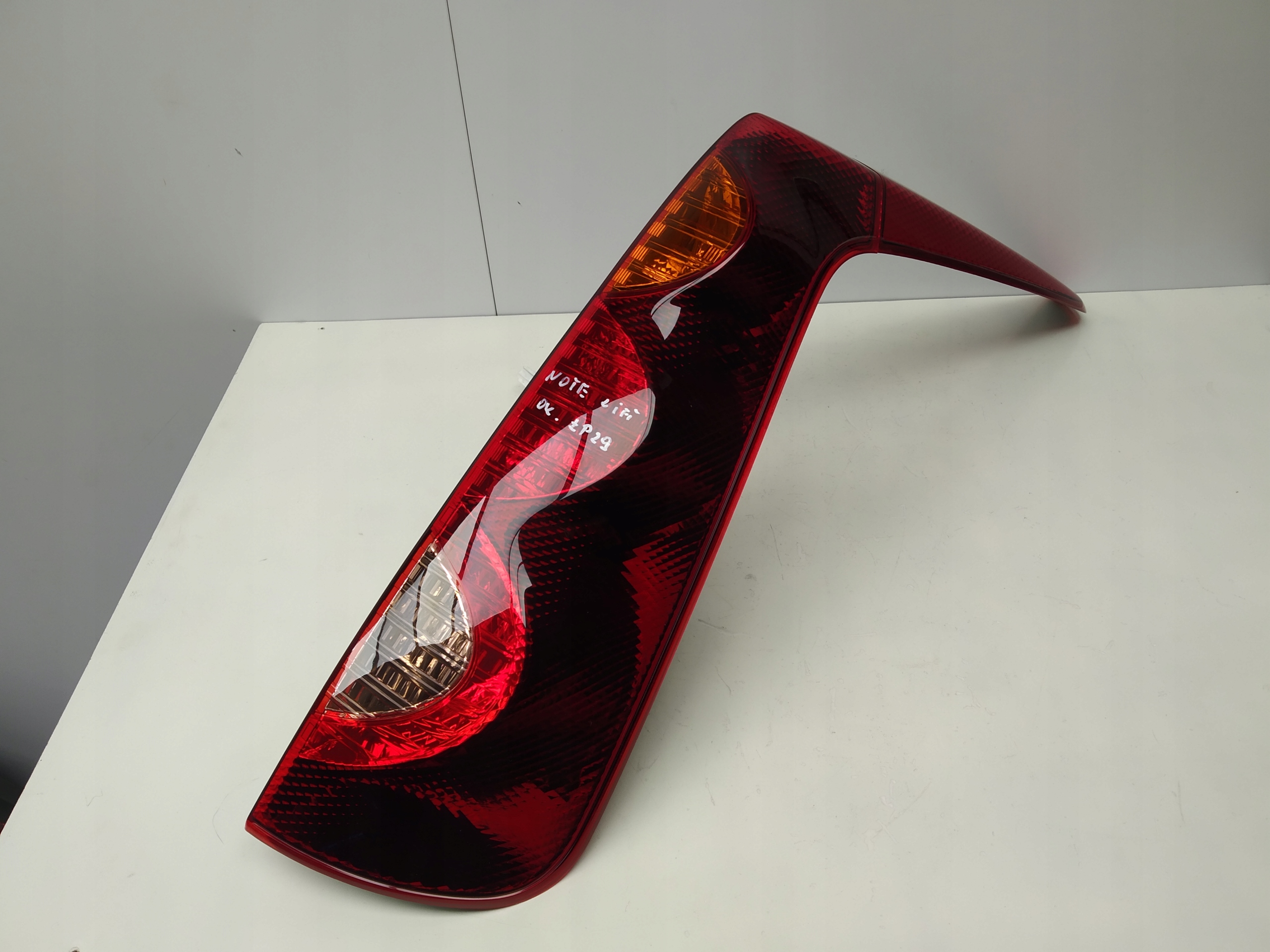 2009r + Nissan Note E11 lift light rear part right complete original