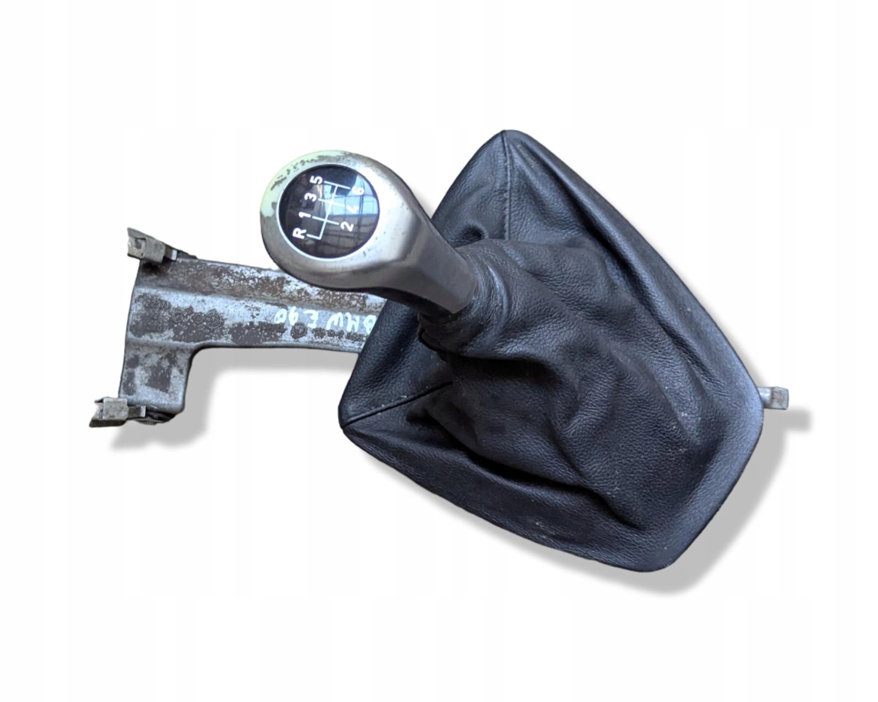 gear lever trim changes of the gear BMW 3 E90/E91 E90 2005 7529067