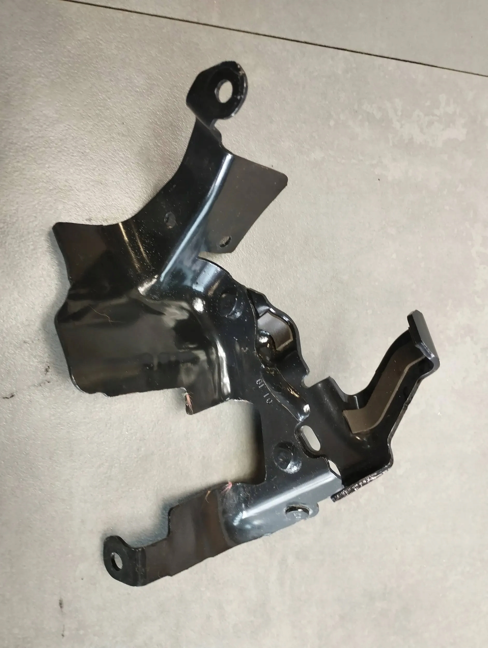 Ford Mondeo MK5 bracket console HG9Q-9G925-AC