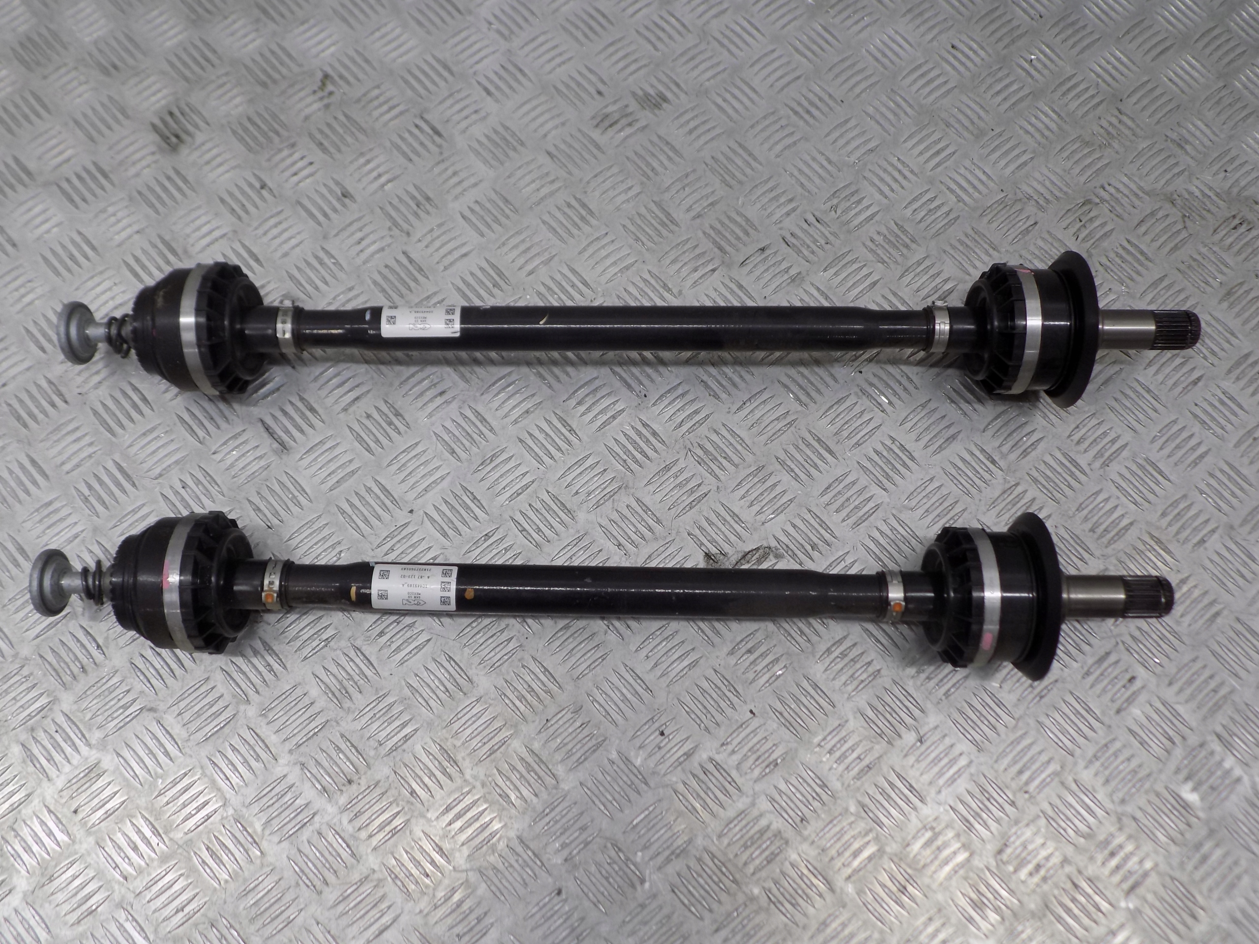BMW G42 G20 semi-axis left right rear part 8487124 8487123