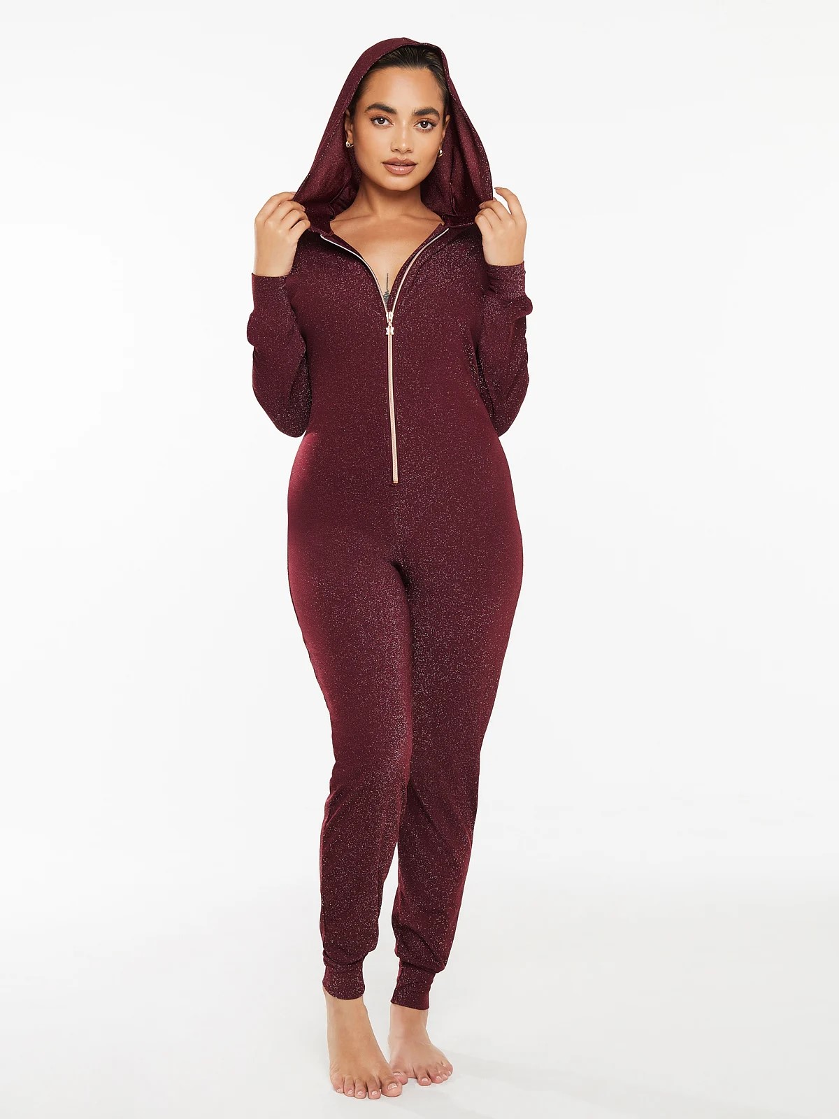 SAVAGE X FENTY brokatowy kombinezon ONESIE, M Rozmiar M