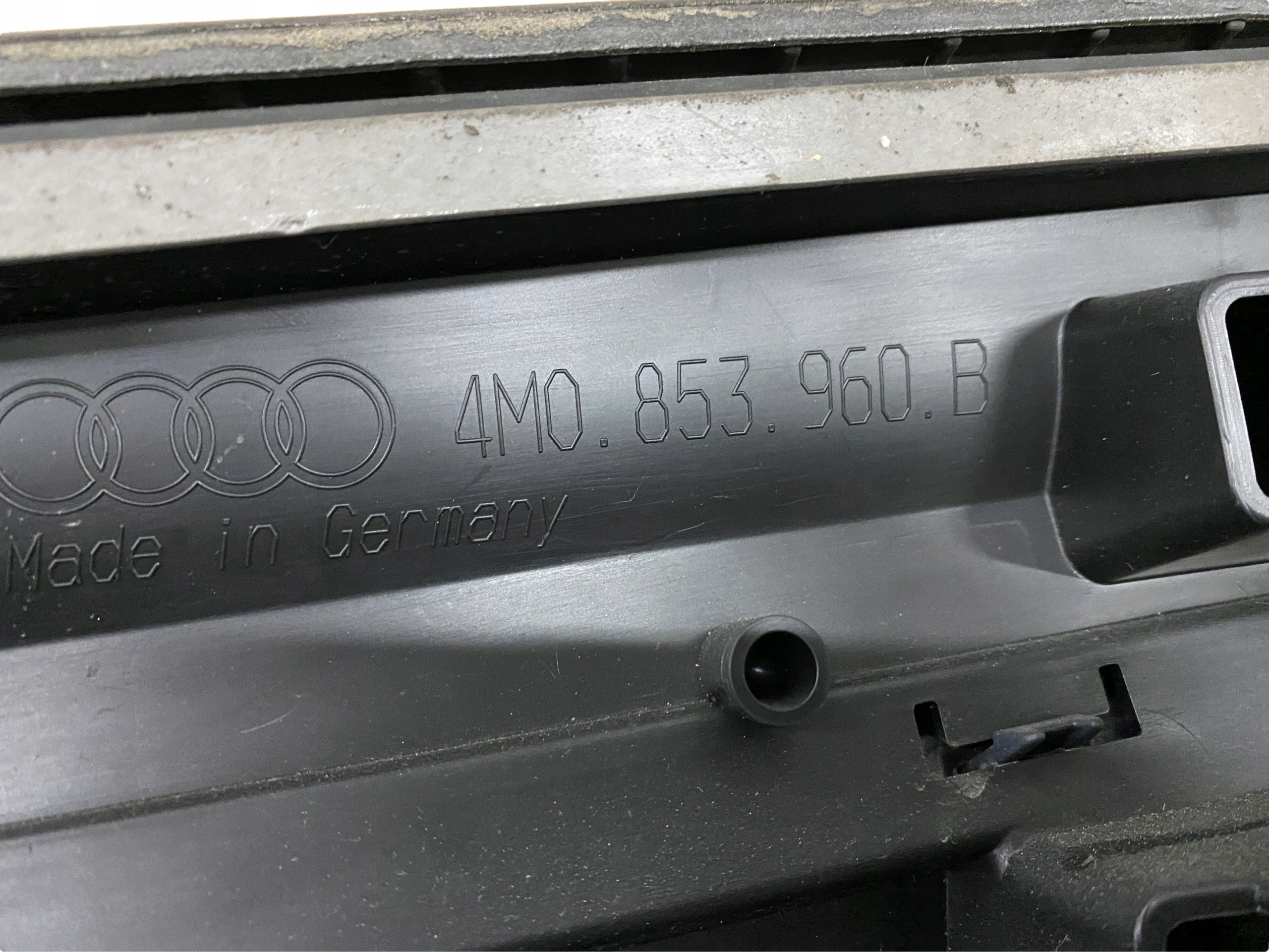 AUDI Q7 4M SLINE moulding door right front