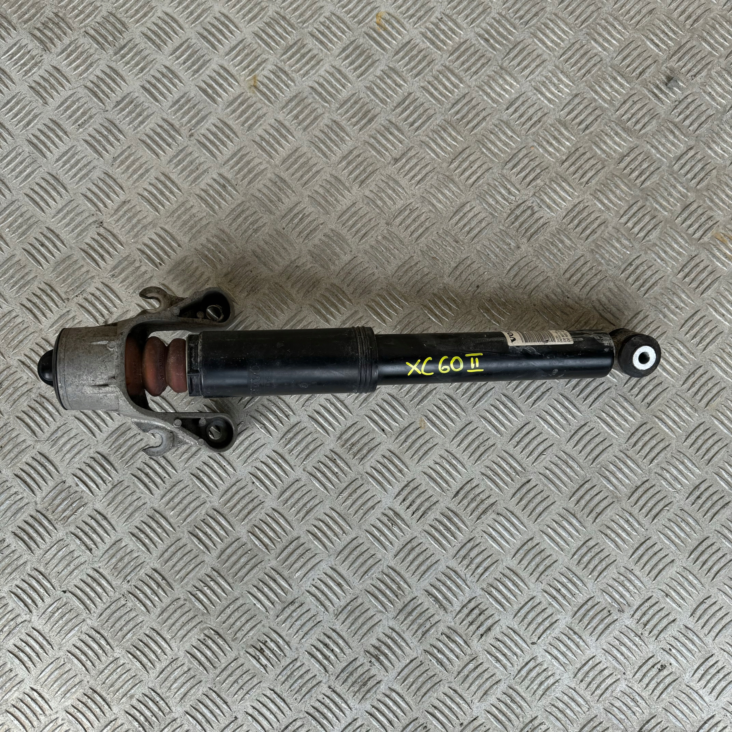 AMOR shock absorber rear VOLVO XC60 II 32246739