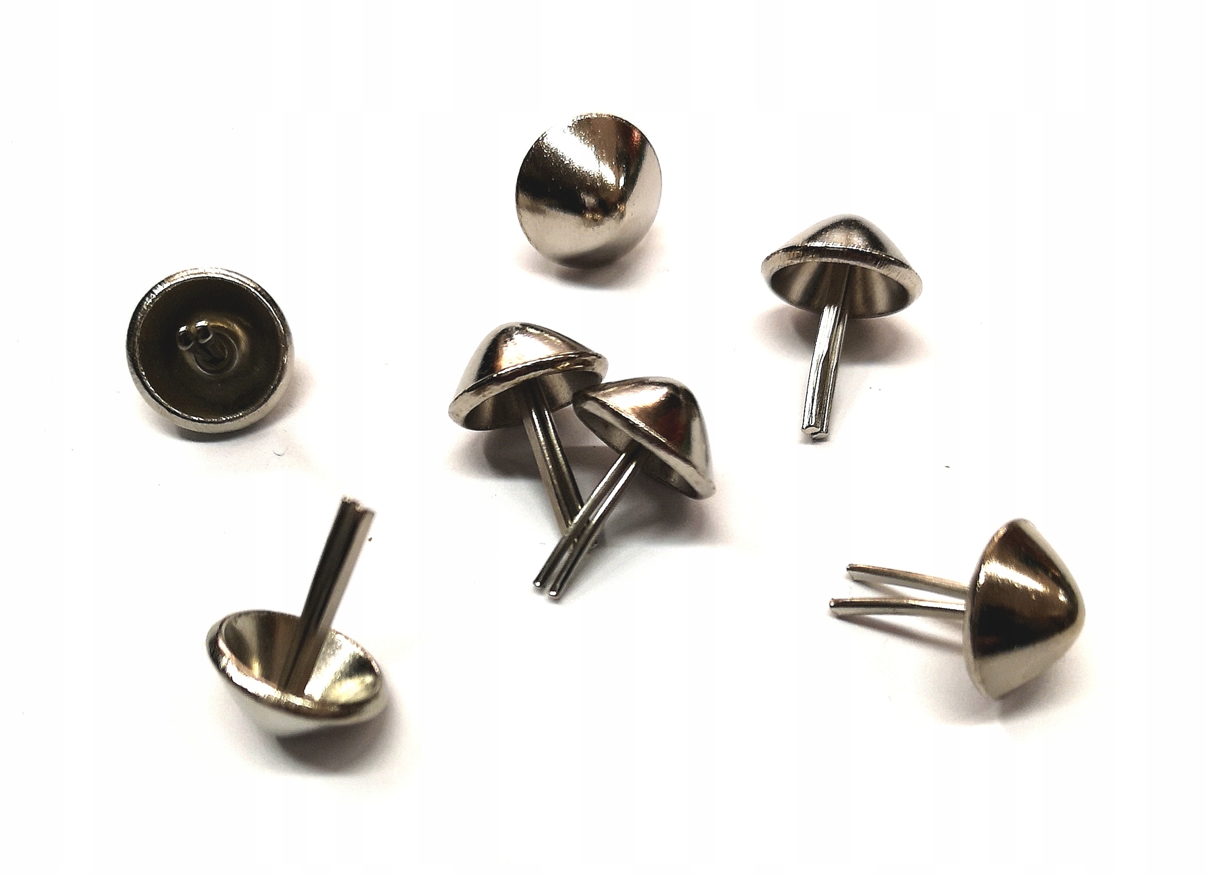 Pukle metalowe ozdobne 12 mm