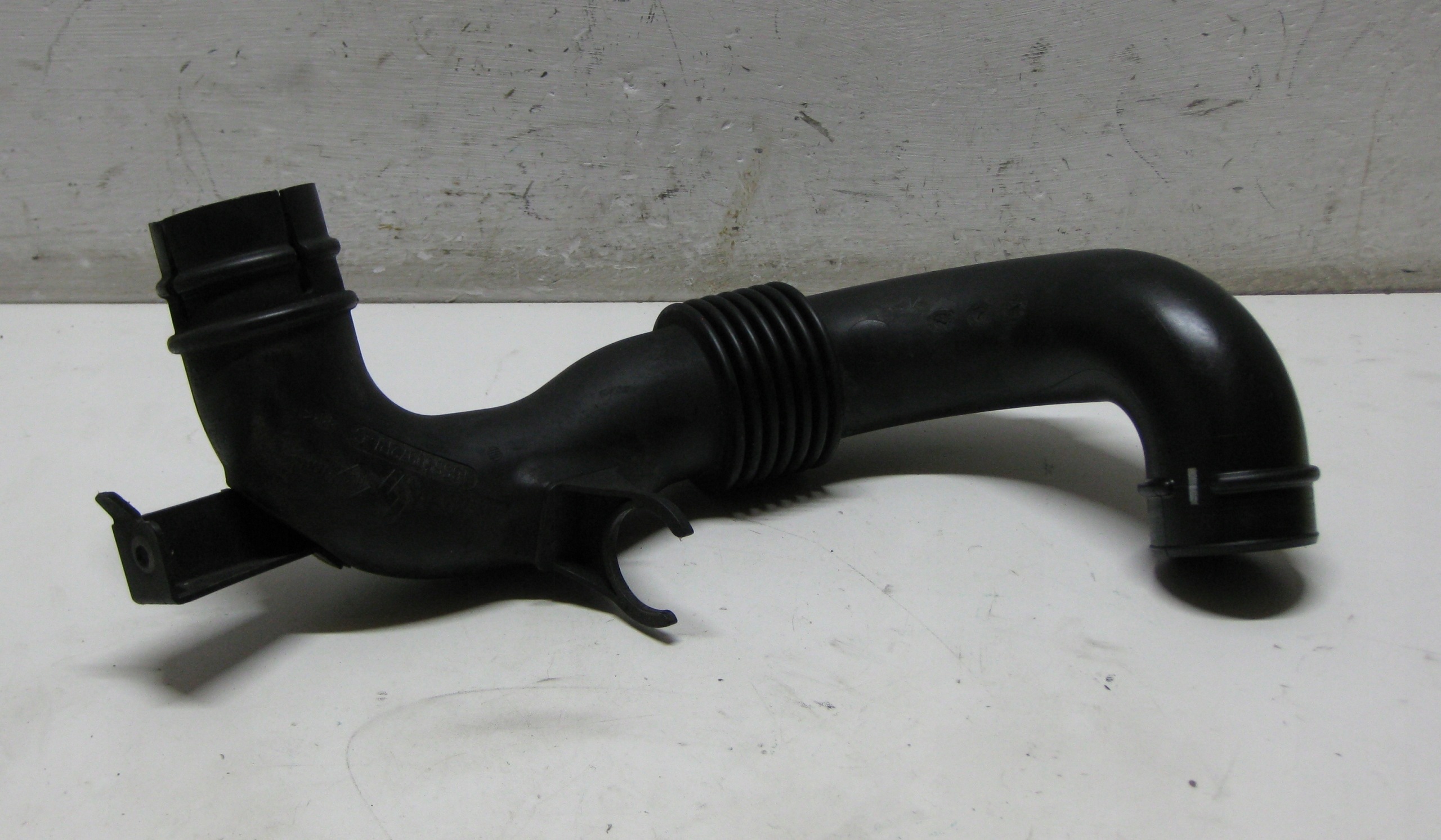 RENAULT MASTER III 2.3 DCI LIFT schlauch luft 165550972R