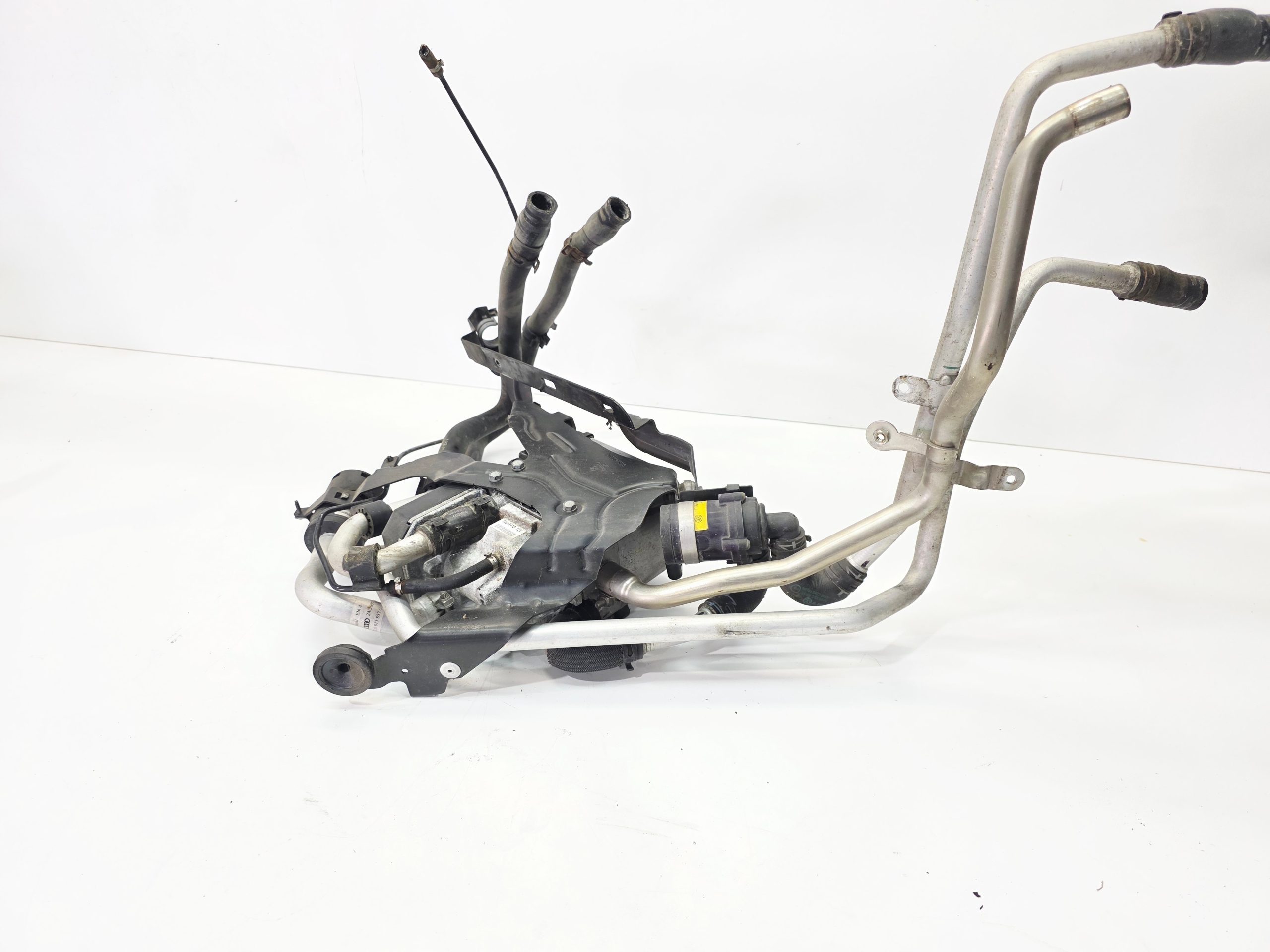 WEBASTO MOKRE DOGRZEWACZ AUDI Q7 4L 4L0815071D